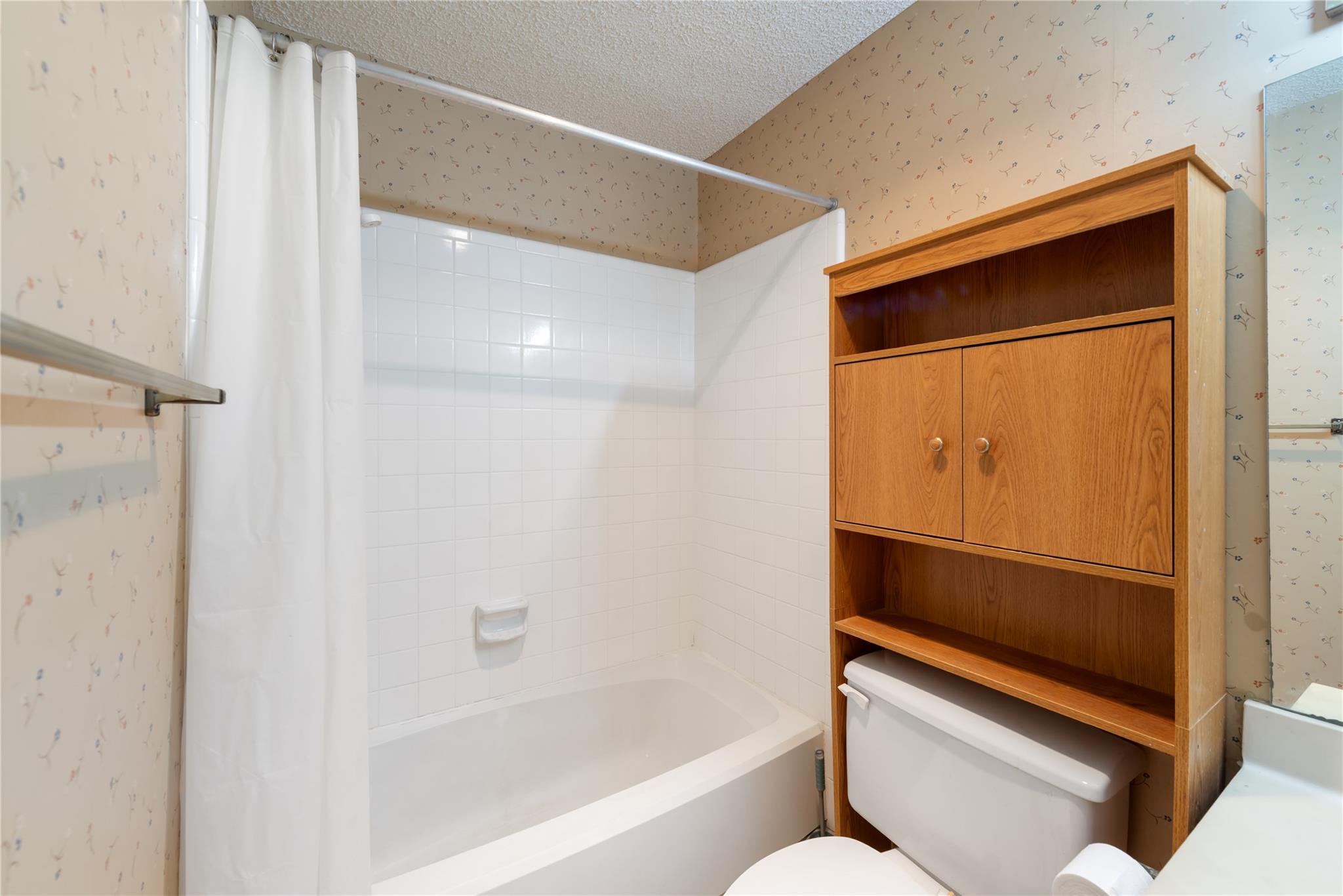 1202 Thorpe Ln # 216, San Marcos, TX 78666