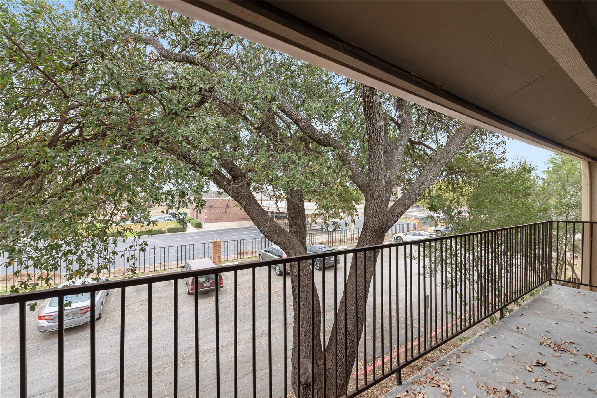 1202 Thorpe Ln # 216, San Marcos, TX 78666