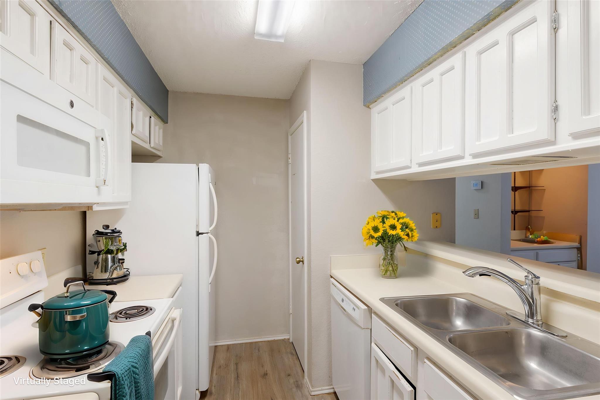 1202 Thorpe Ln # 216, San Marcos, TX 78666