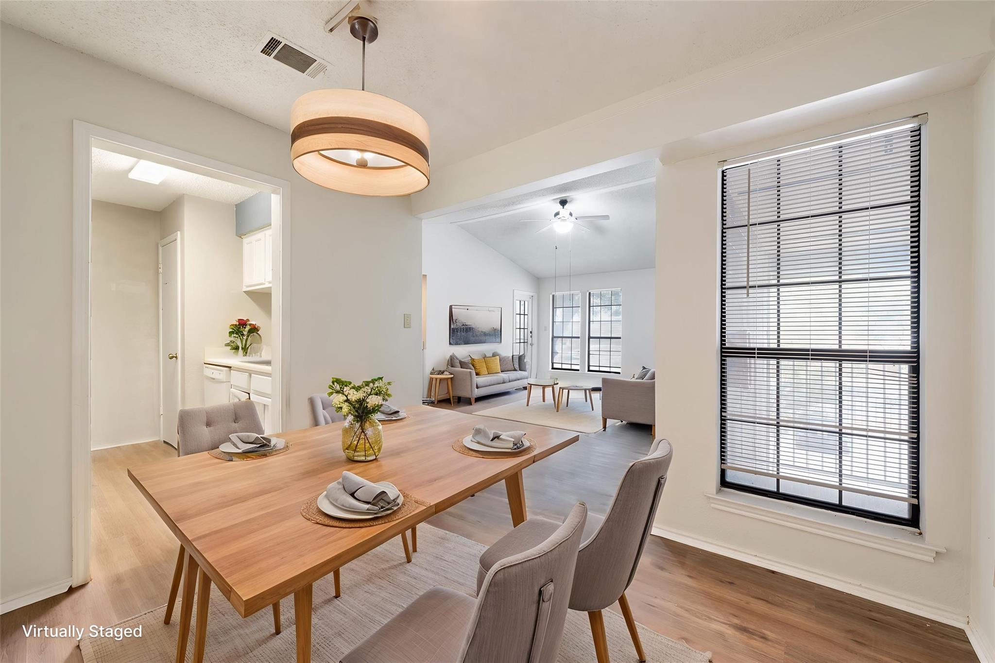 1202 Thorpe Ln # 216, San Marcos, TX 78666