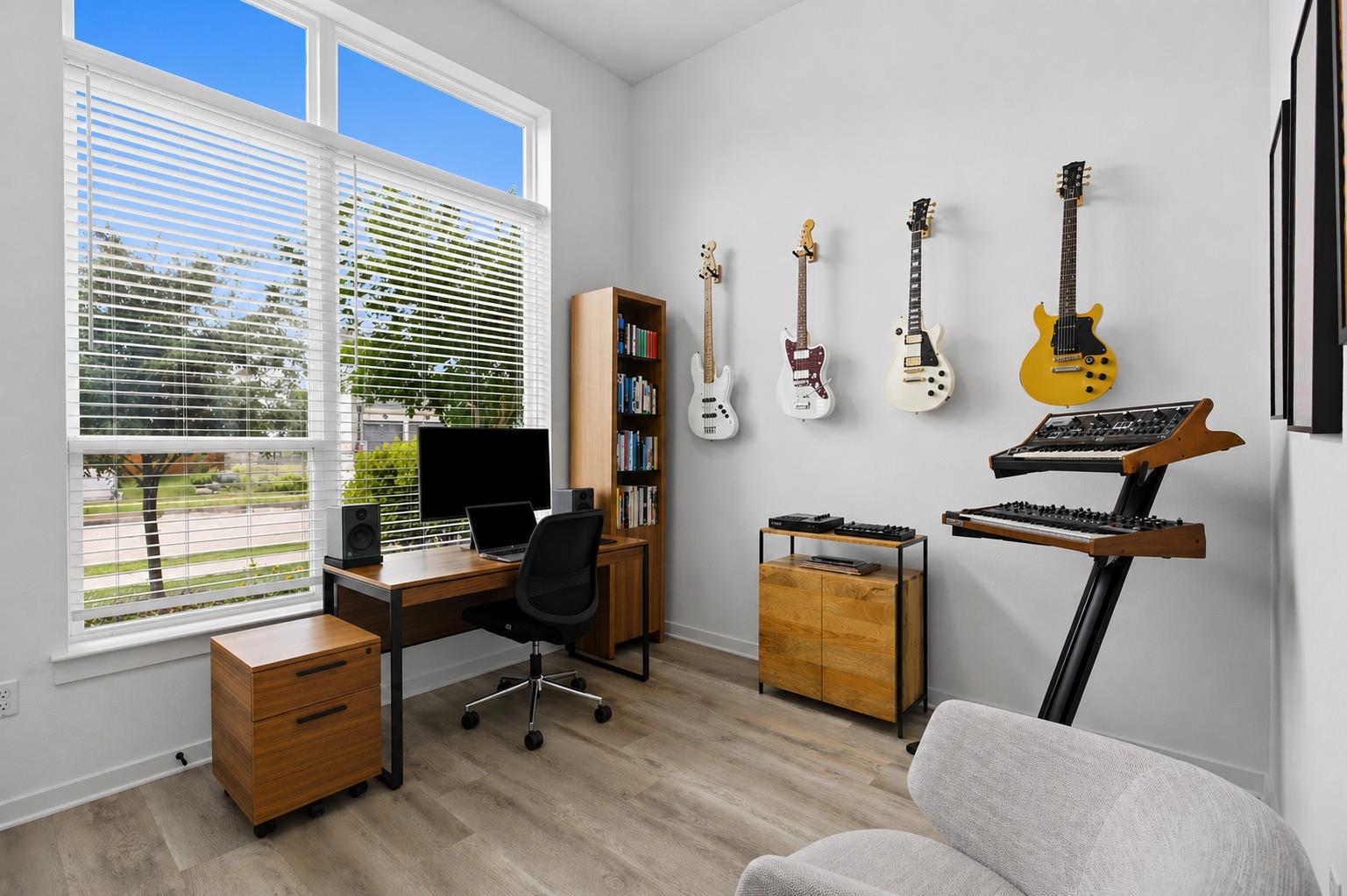 9001 Spire Vw, Austin, TX 78744