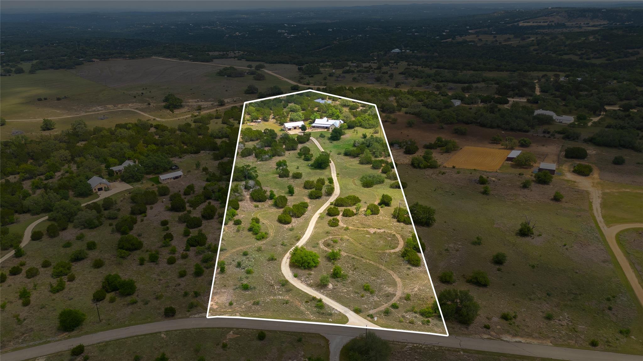 424 Hidden Creek Dr, Dripping Springs, TX 78620