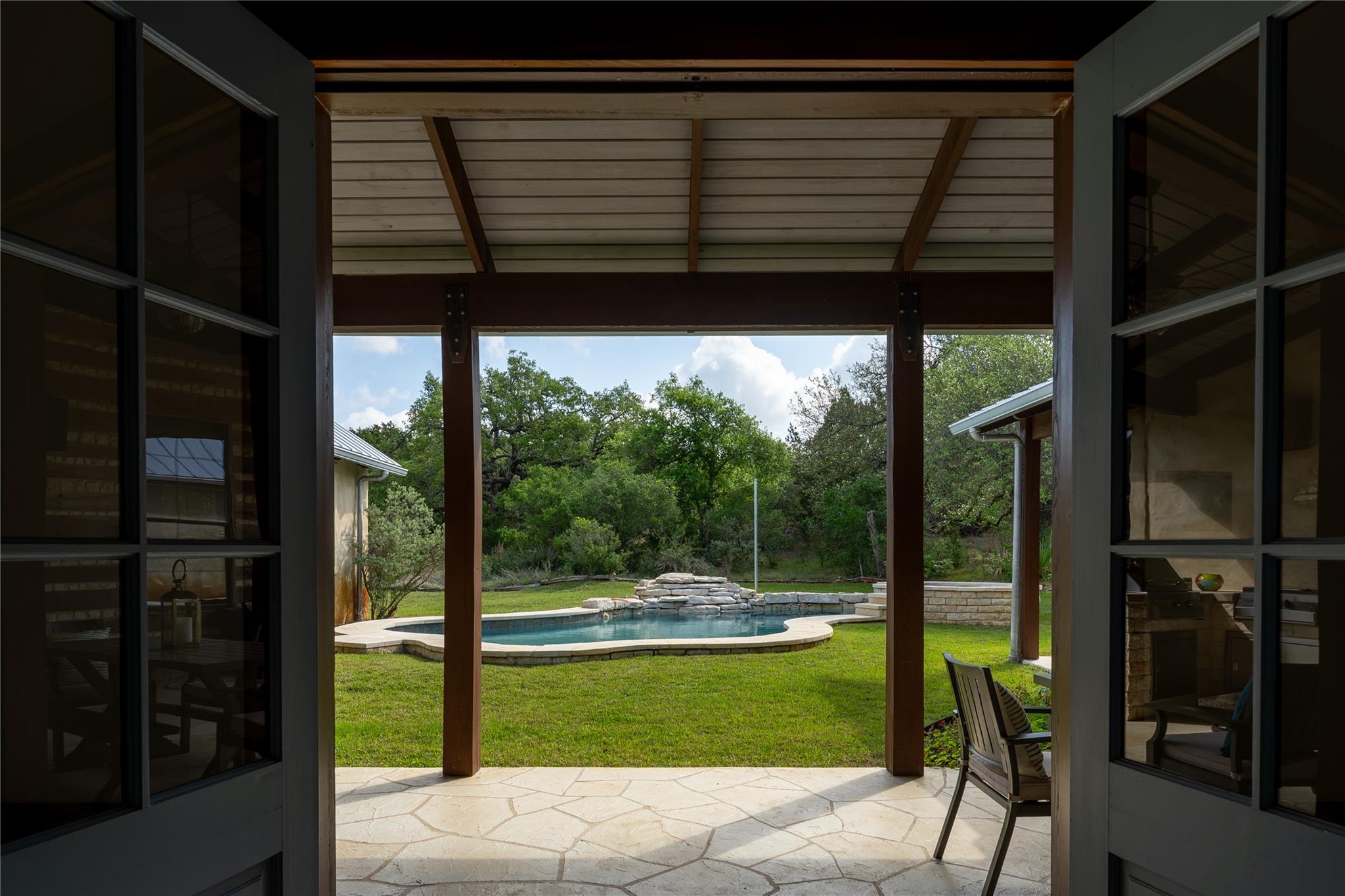 424 Hidden Creek Dr, Dripping Springs, TX 78620