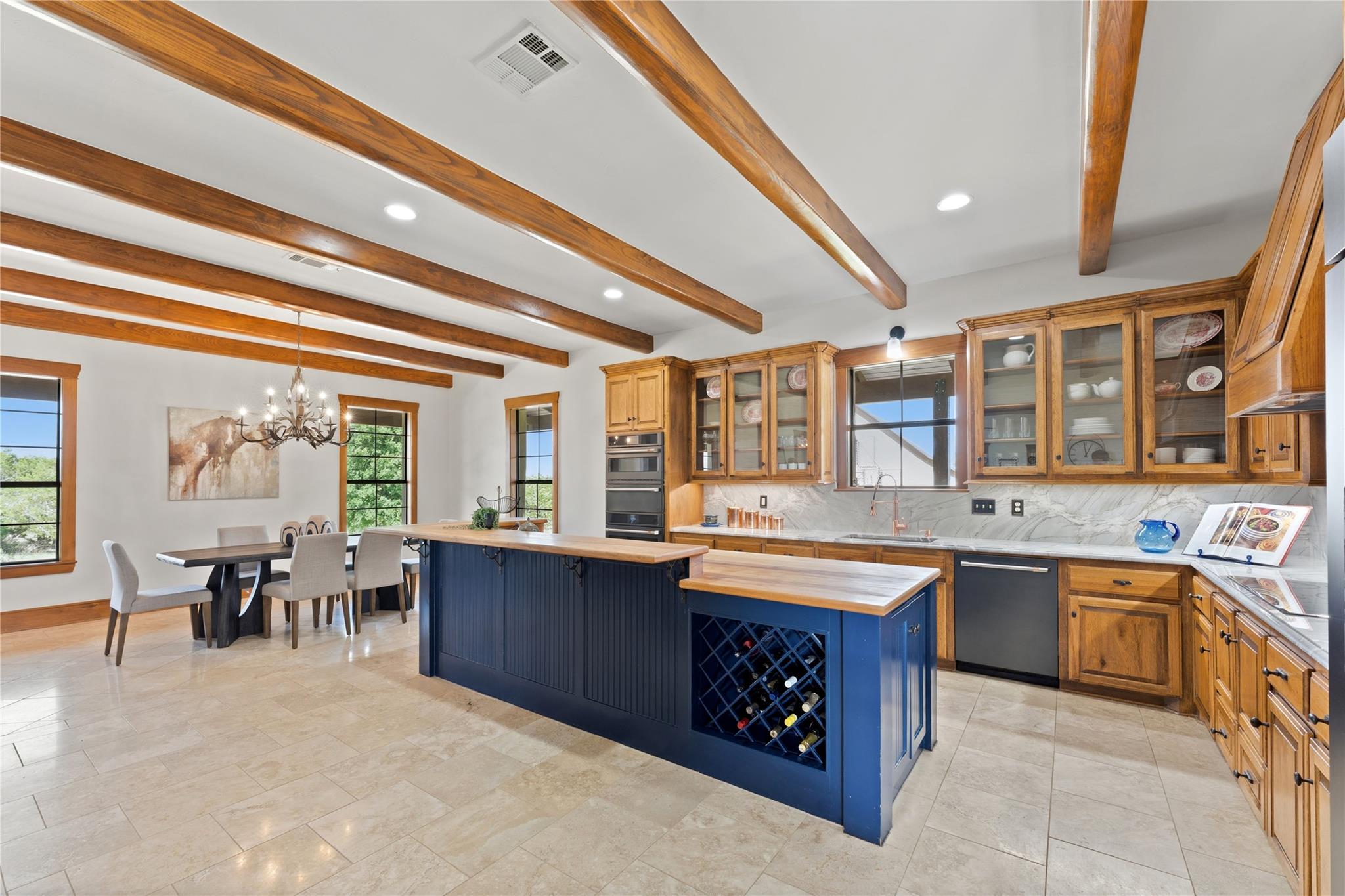 424 Hidden Creek Dr, Dripping Springs, TX 78620