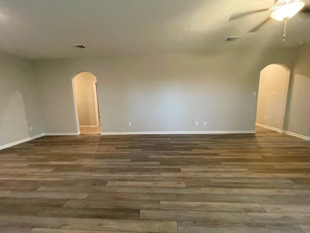 228 Star Spangled Dr, Liberty Hill, TX 78642