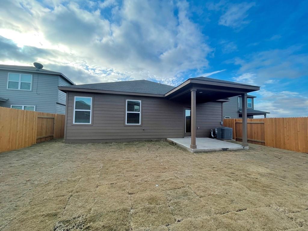 228 Star Spangled Dr, Liberty Hill, TX 78642