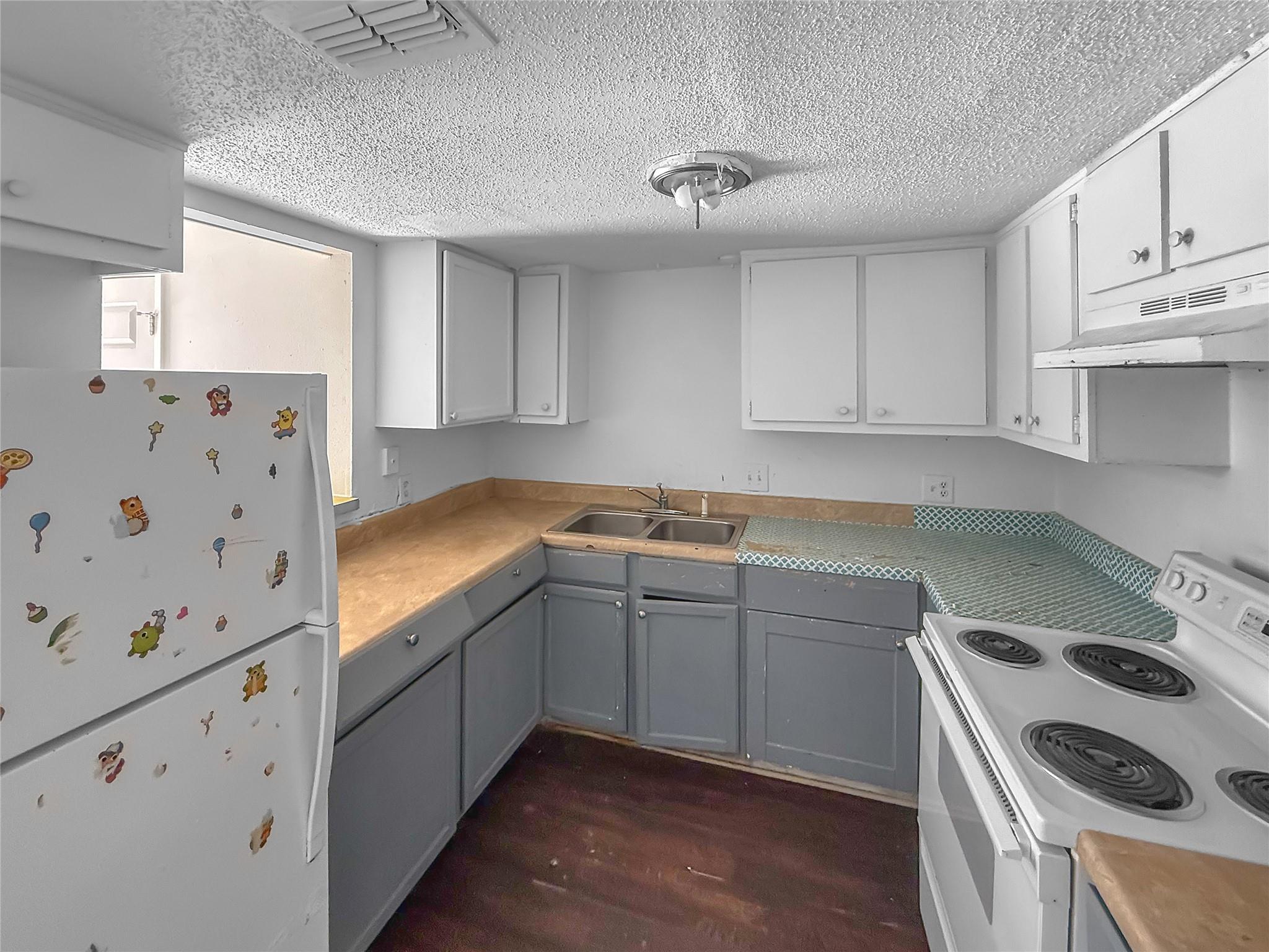 8611 Putnam Dr # 102, Austin, TX 78757