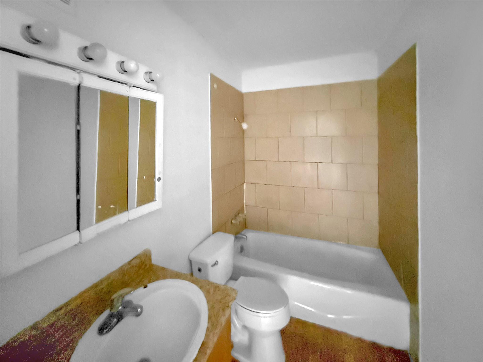 8611 Putnam Dr # 102, Austin, TX 78757