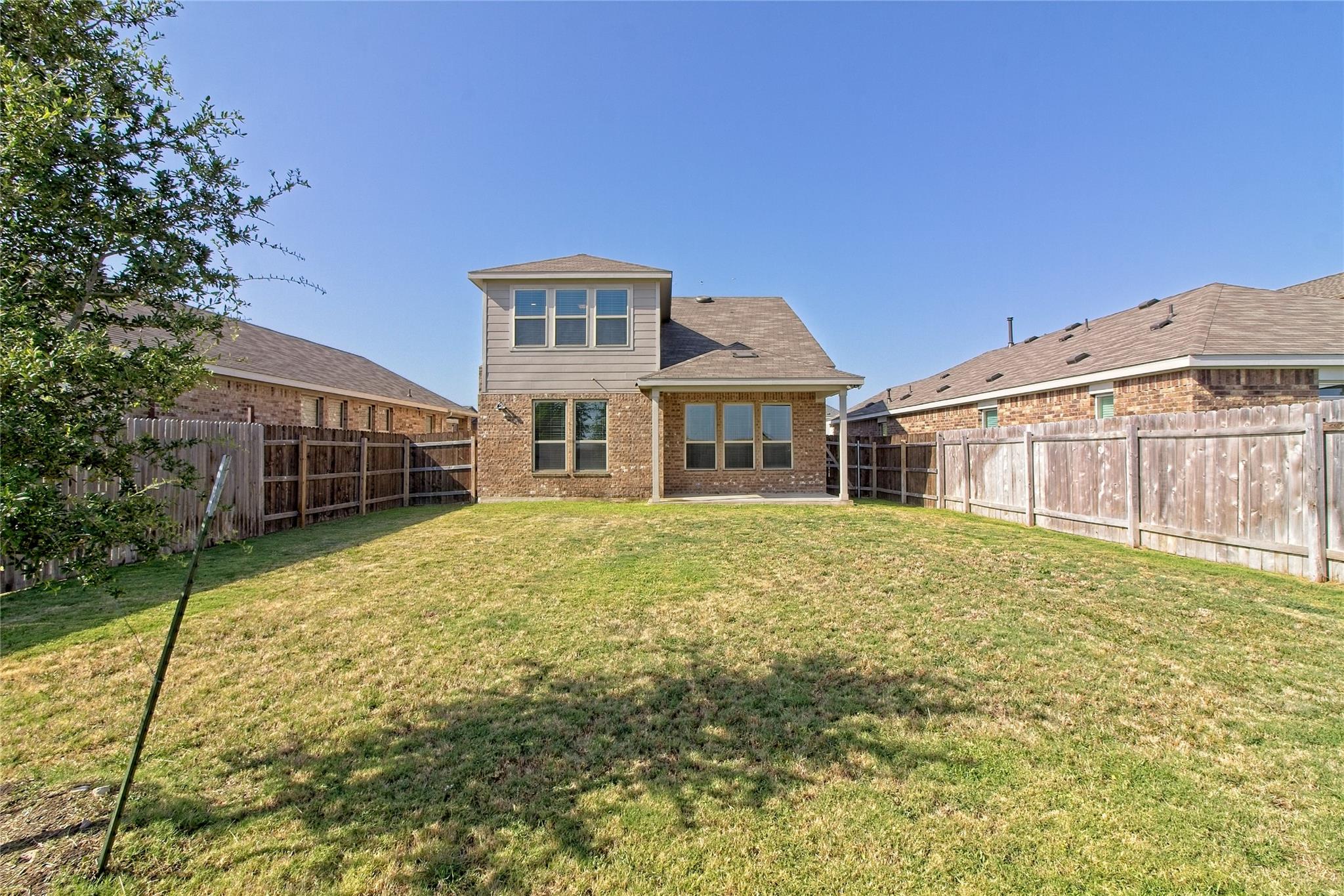 5610 Wolf Pack Dr, Pflugerville, TX 78660