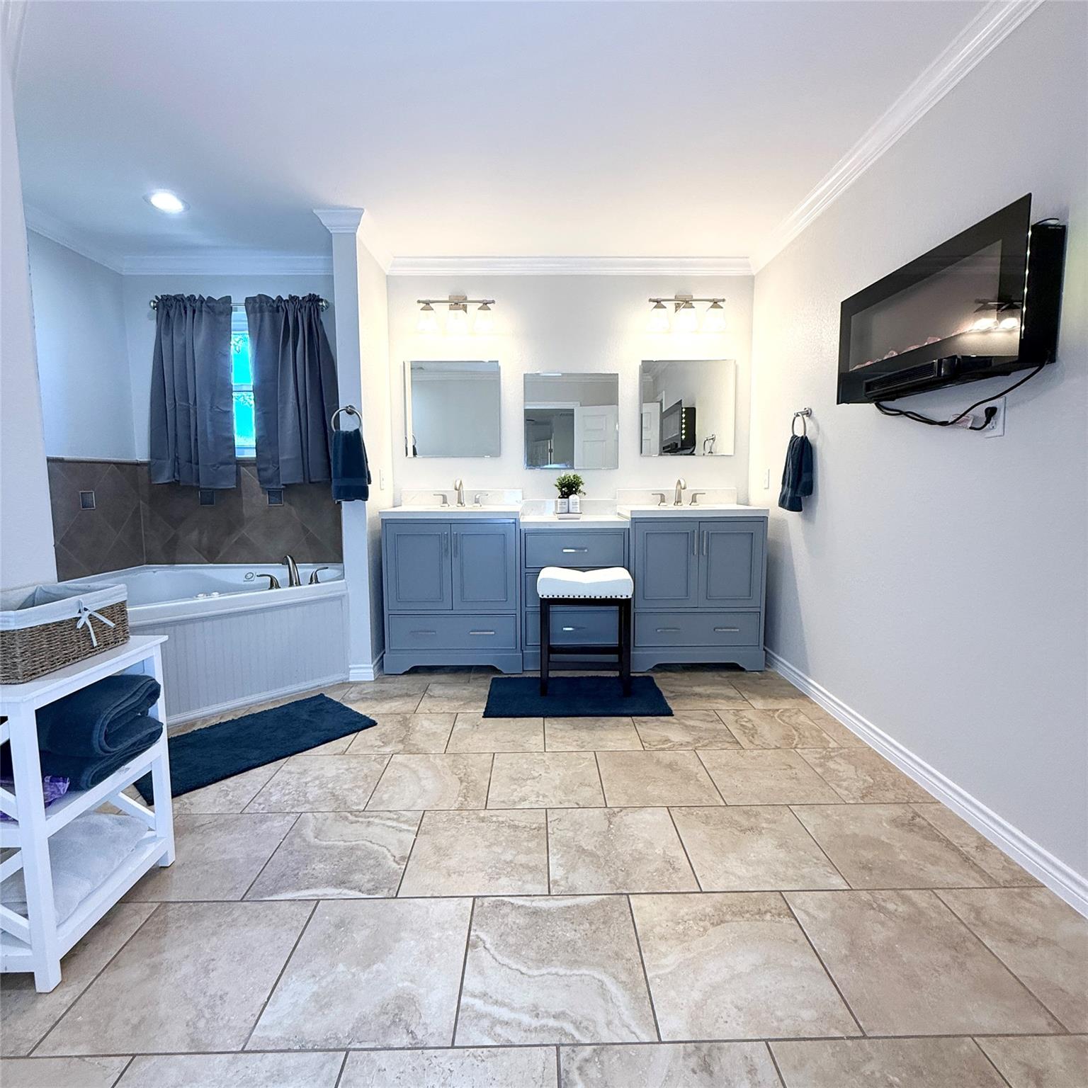 1902 Rowe Loop, Pflugerville, TX 78660