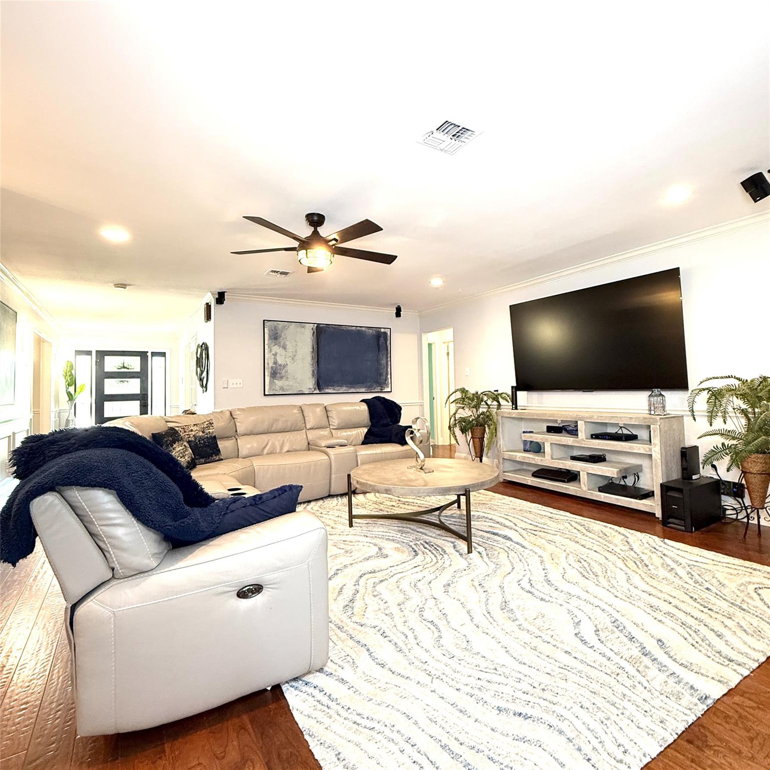 1902 Rowe Loop, Pflugerville, TX 78660