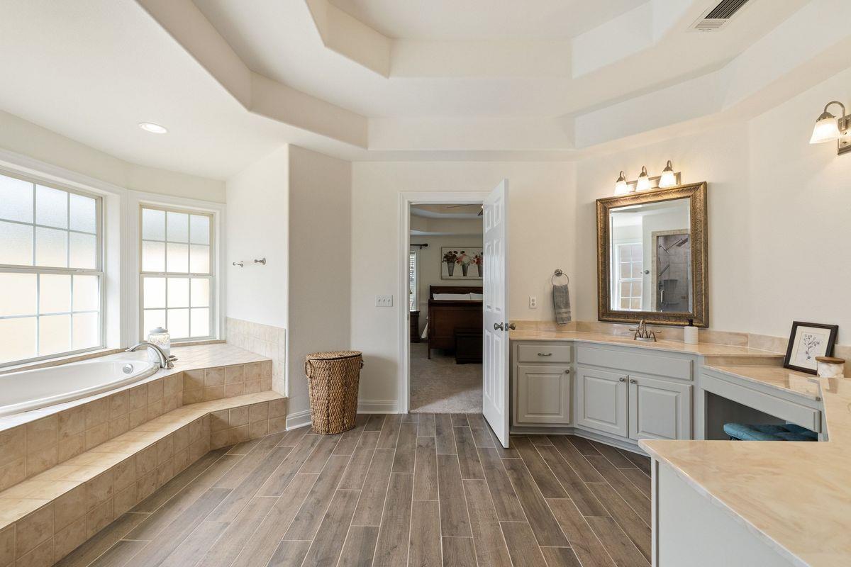 744 W Bartlett Dr, Buda, TX 78610