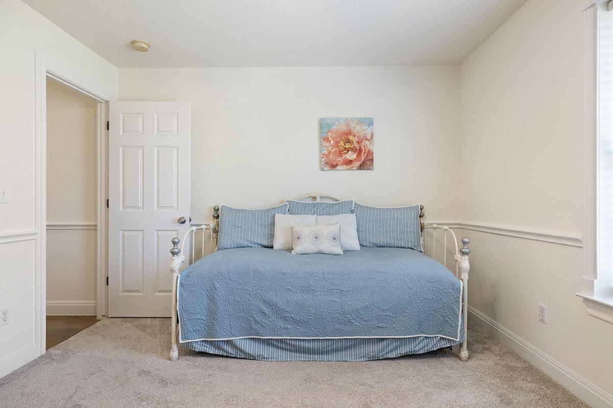 744 W Bartlett Dr, Buda, TX 78610