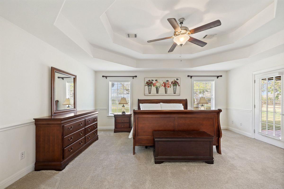 744 W Bartlett Dr, Buda, TX 78610