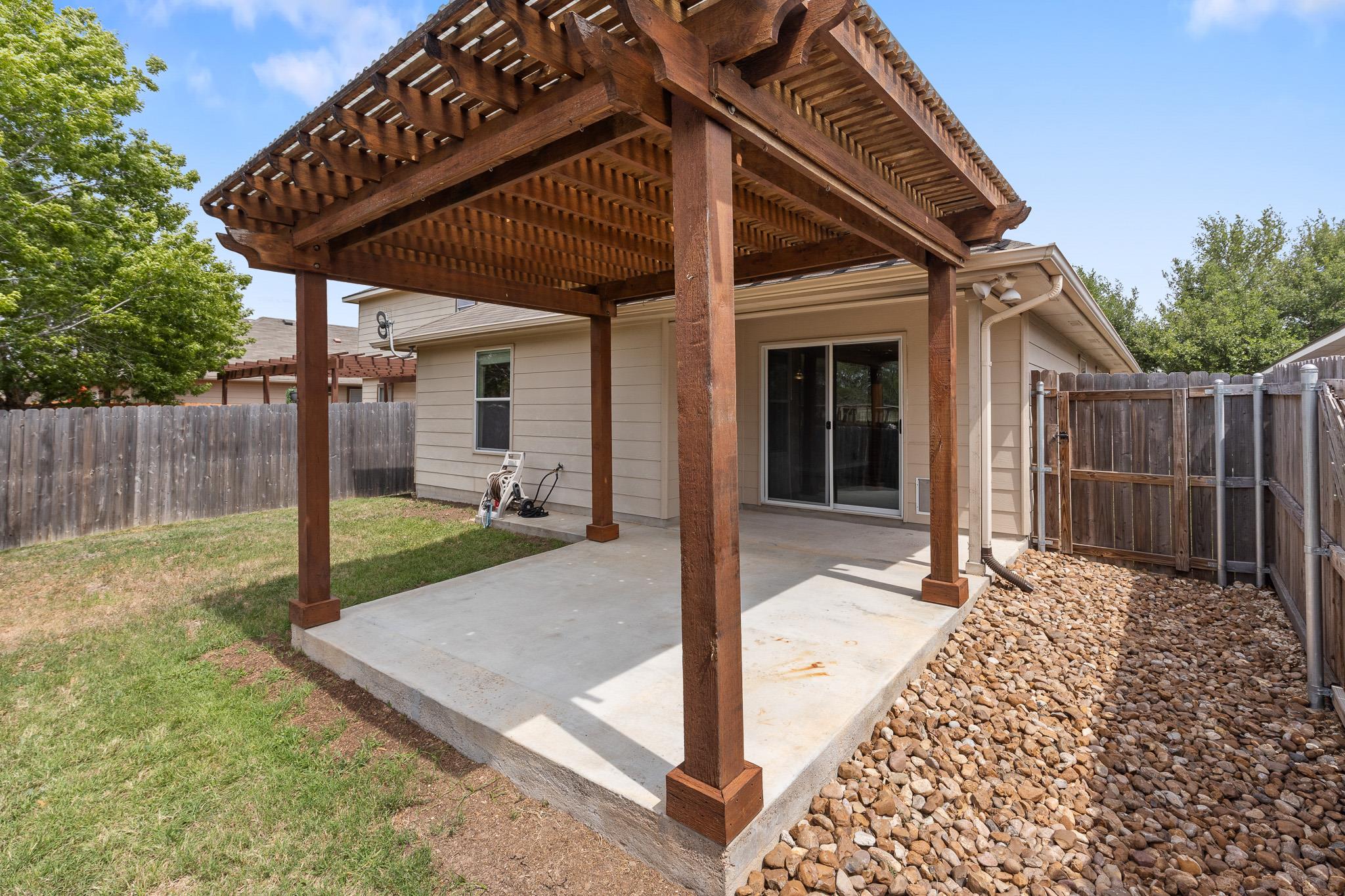 11400 Ashbrook Dr, Manchaca, TX 78652