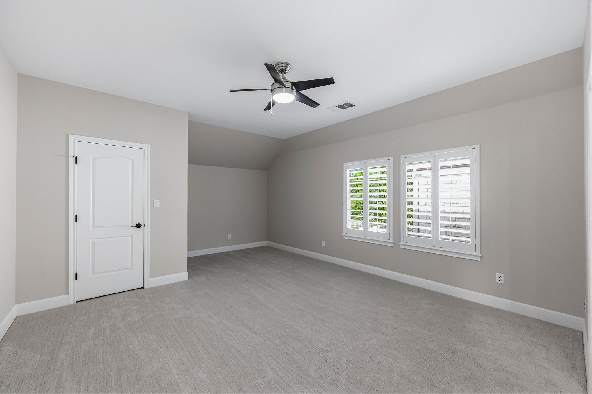 115 Burgess Ln, Austin, TX 78738