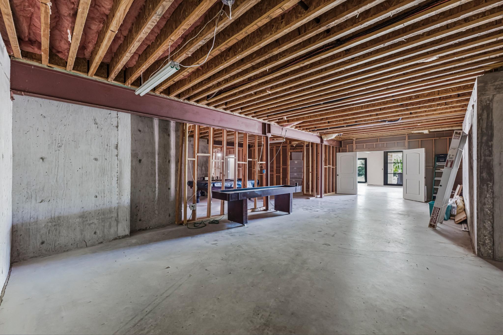 115 Burgess Ln, Austin, TX 78738