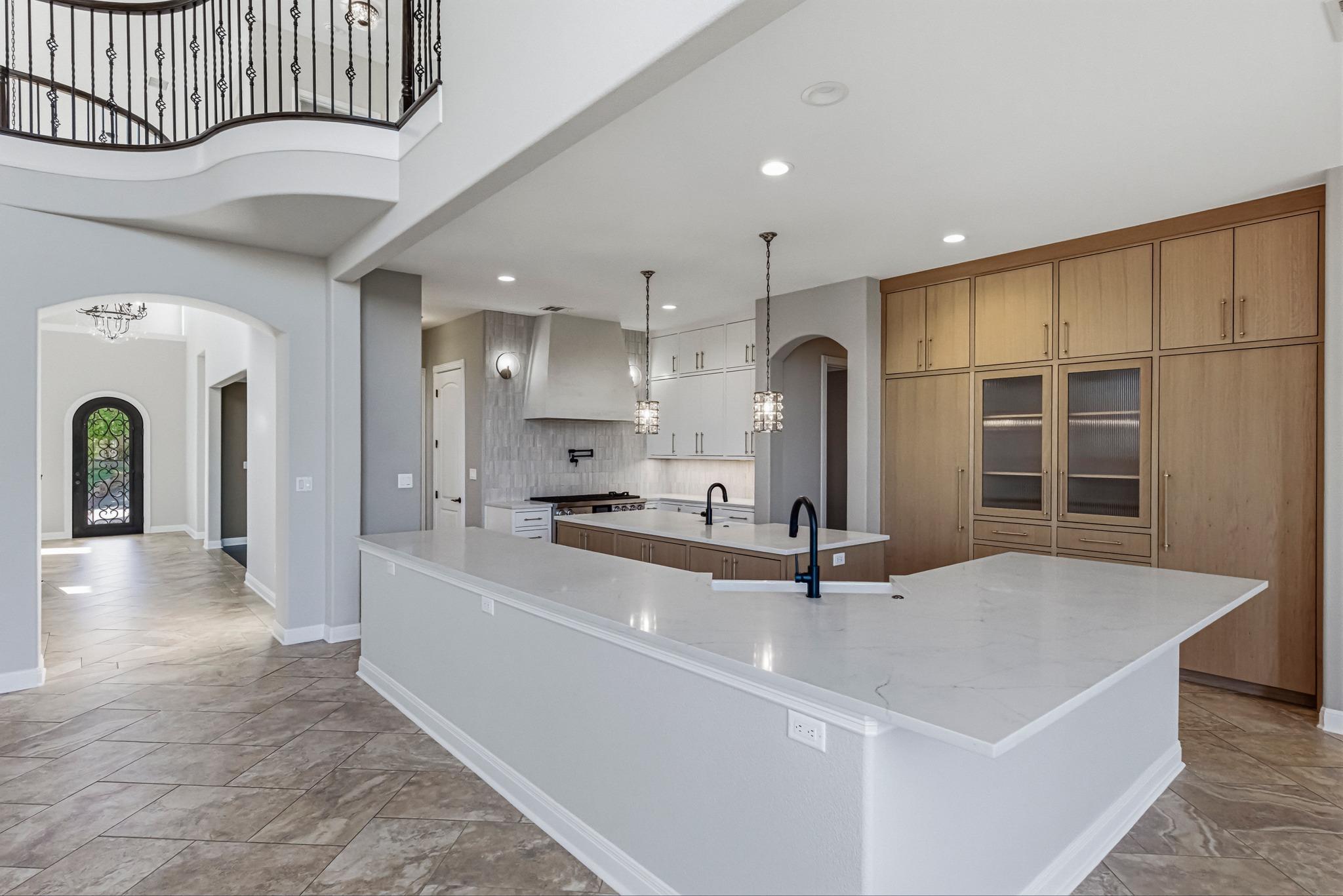 115 Burgess Ln, Austin, TX 78738