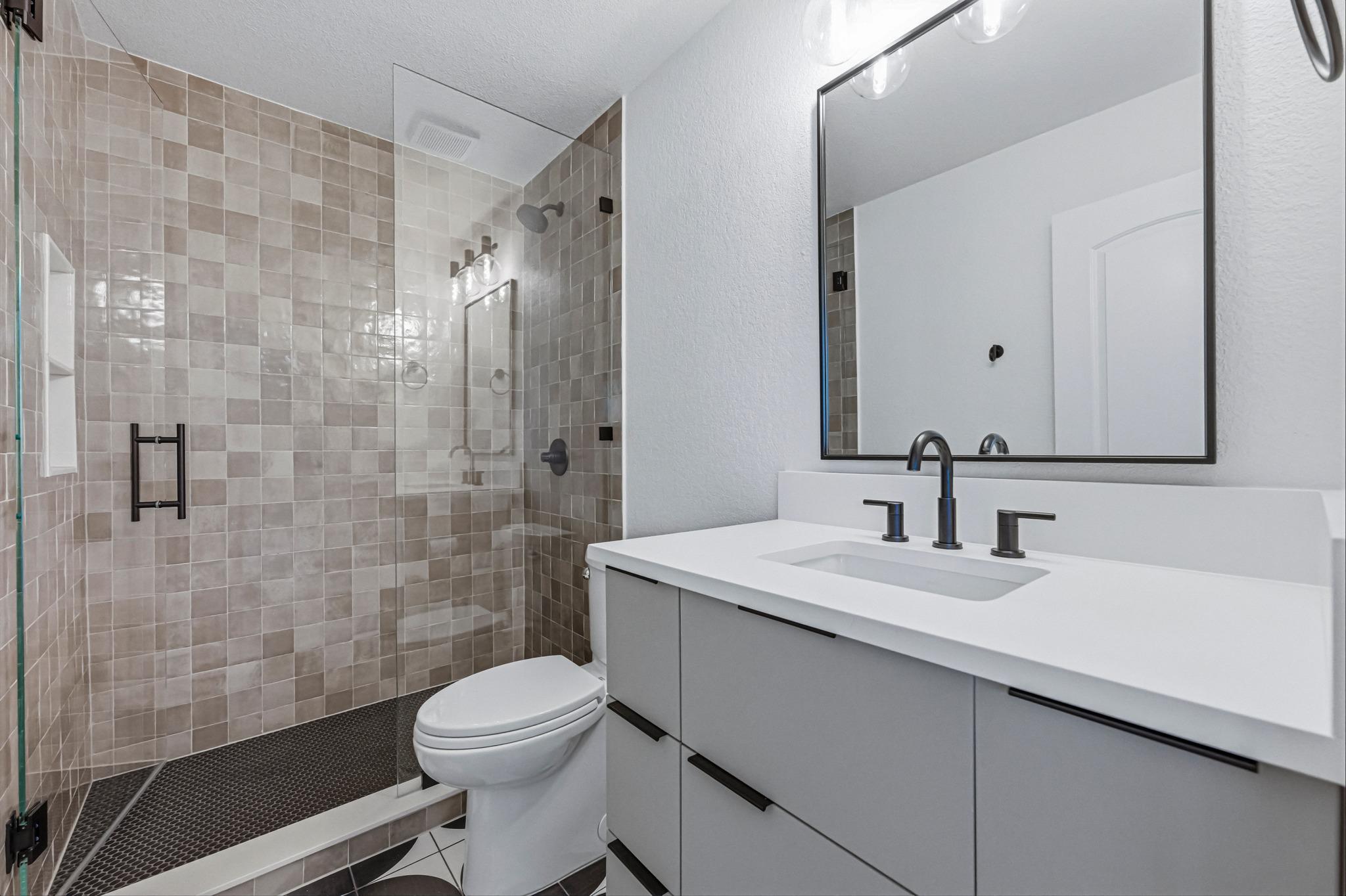 115 Burgess Ln, Austin, TX 78738