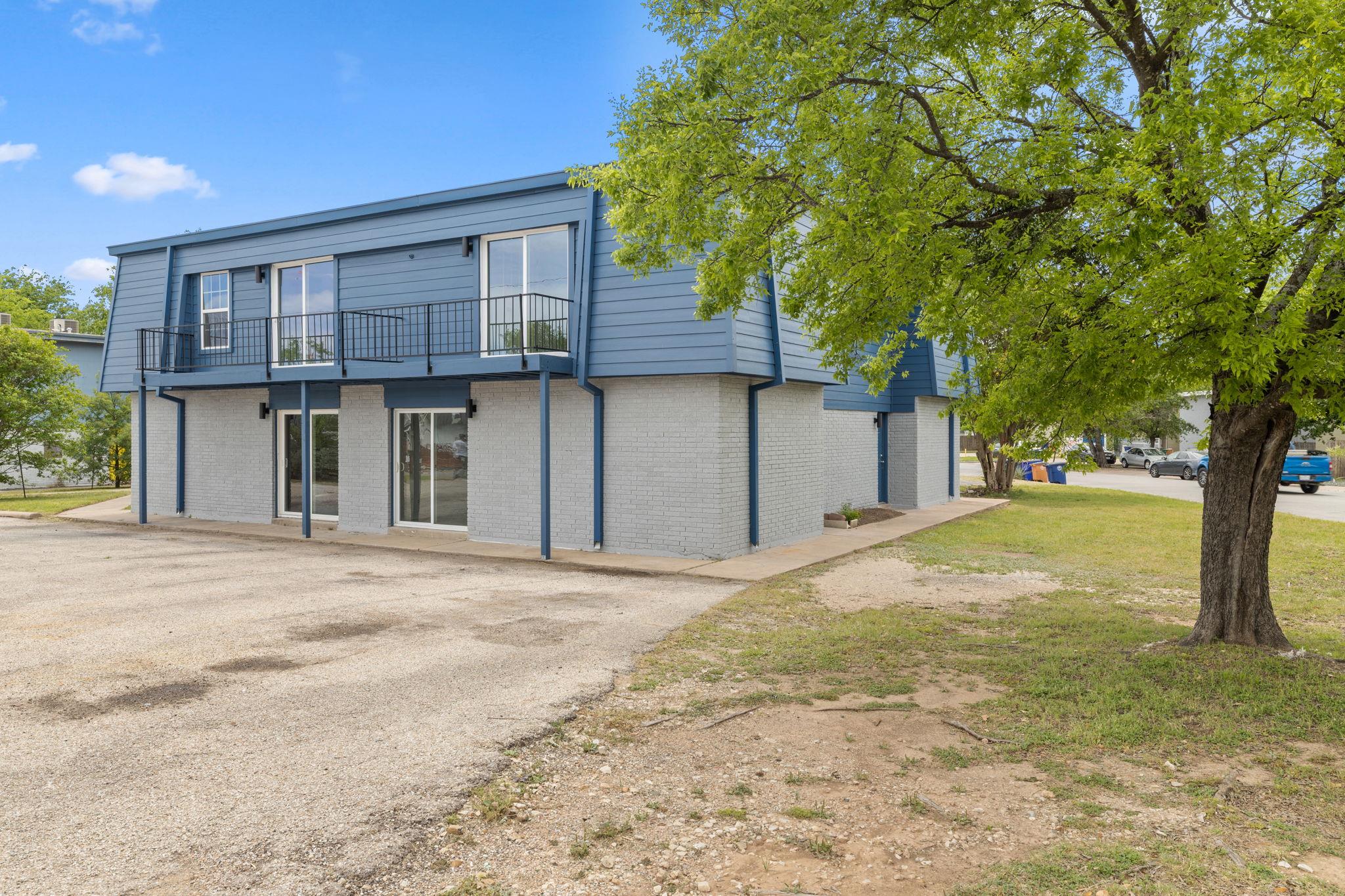 301 E Croslin St, Austin, TX 78752
