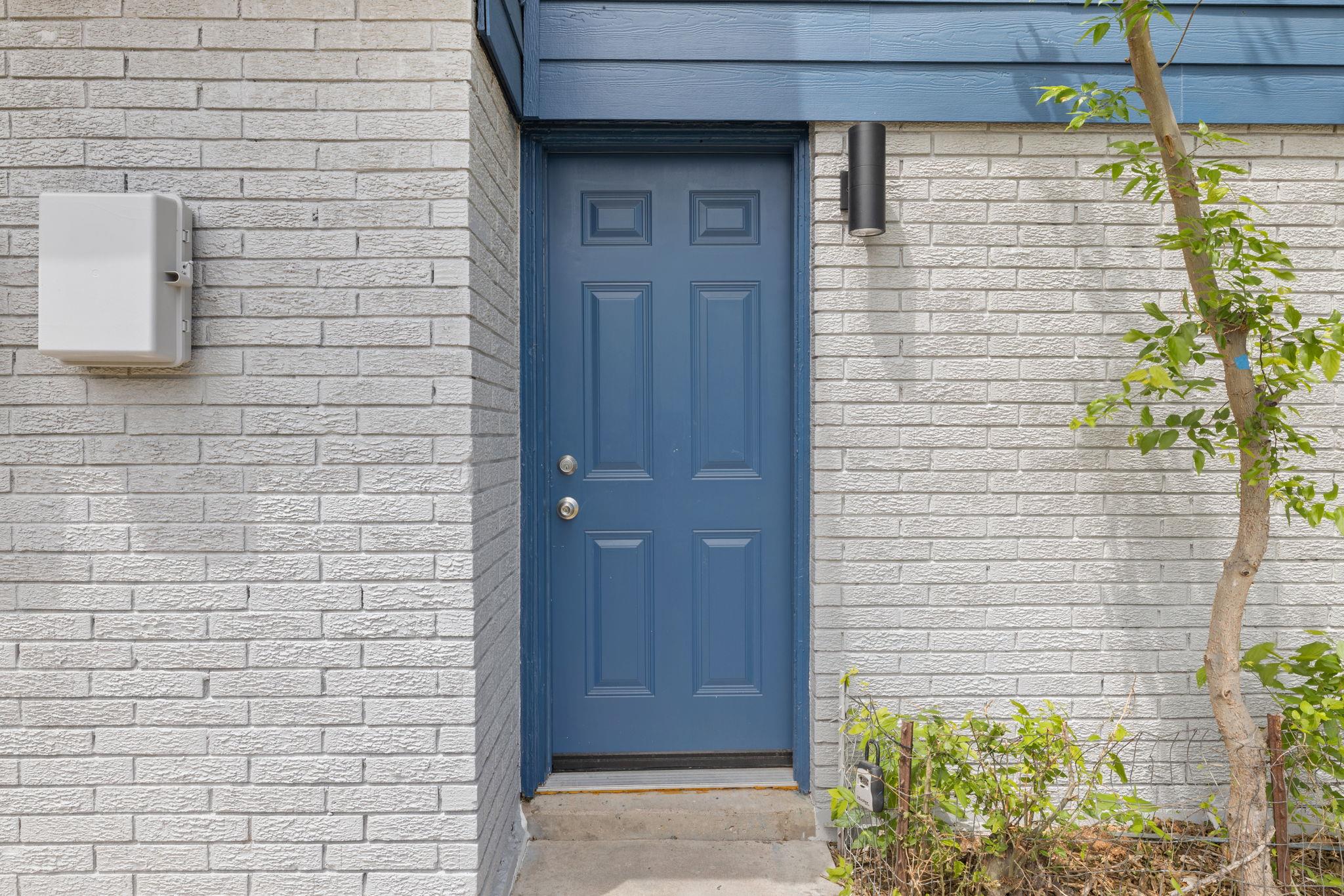 301 E Croslin St, Austin, TX 78752