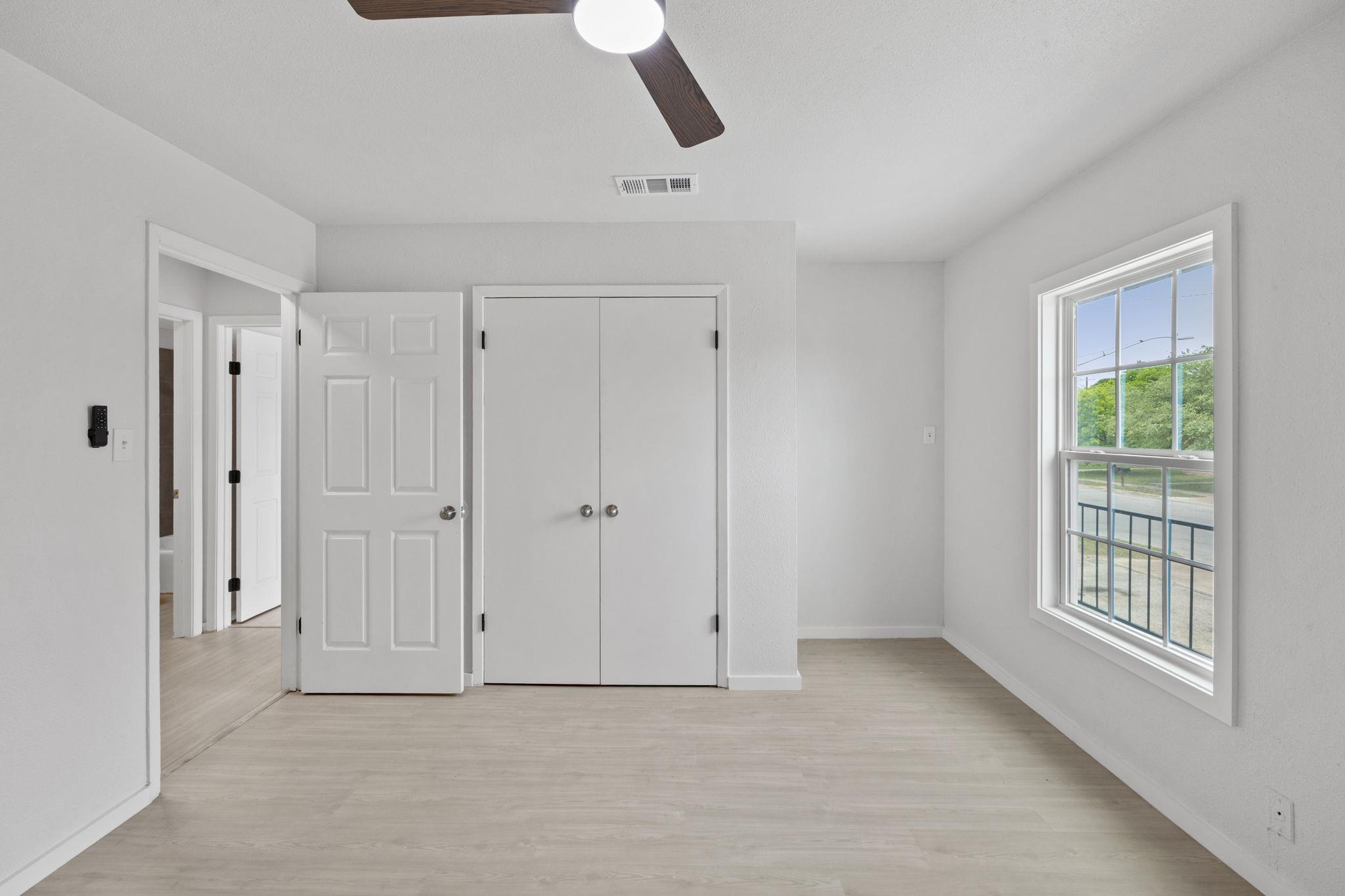 301 E Croslin St, Austin, TX 78752
