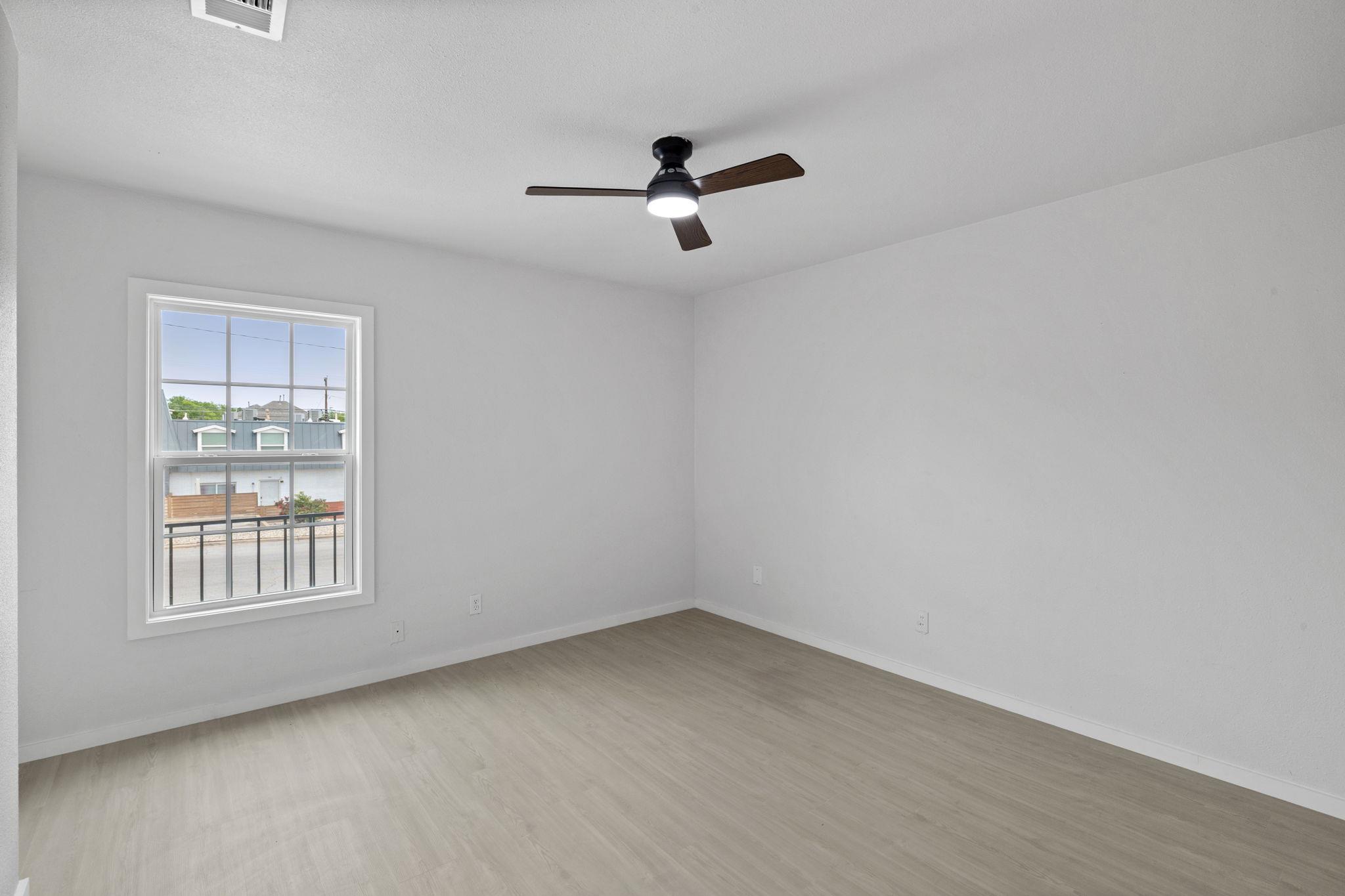 301 E Croslin St, Austin, TX 78752