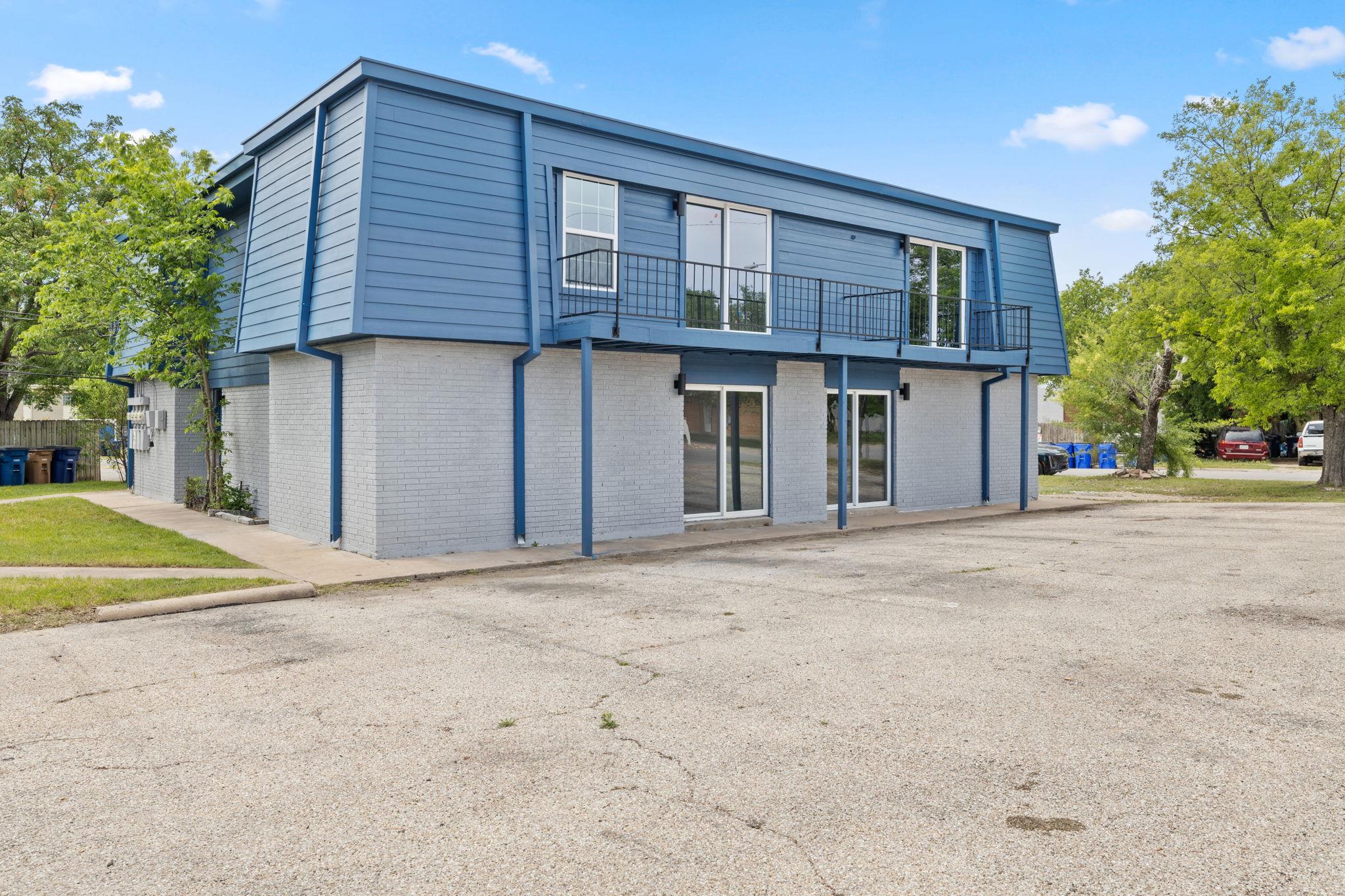 301 E Croslin St, Austin, TX 78752