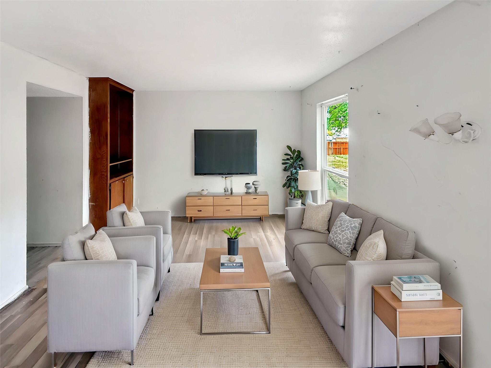 8611 Putnam Dr # 103, Austin, TX 78757