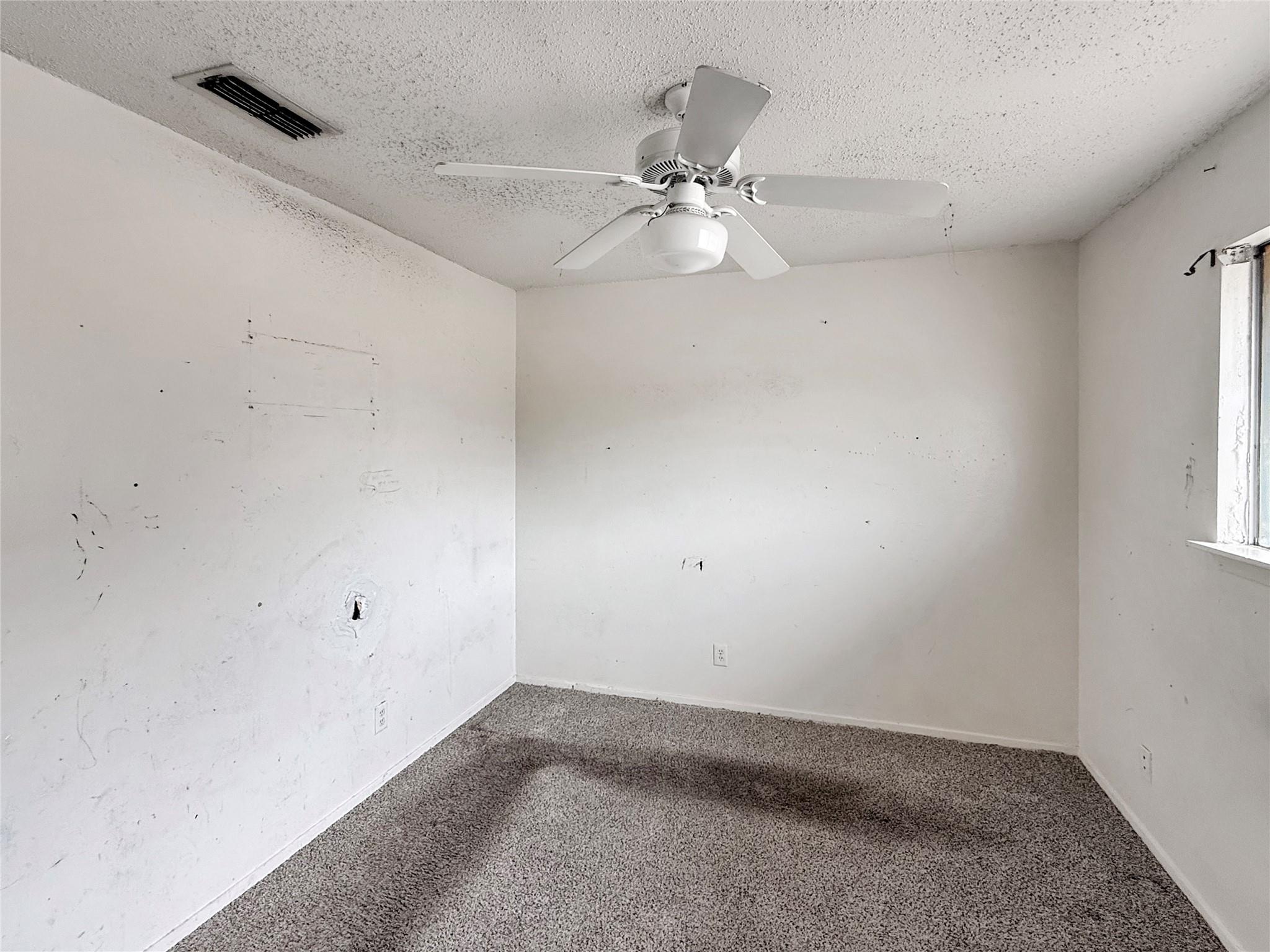 8611 Putnam Dr # 103, Austin, TX 78757