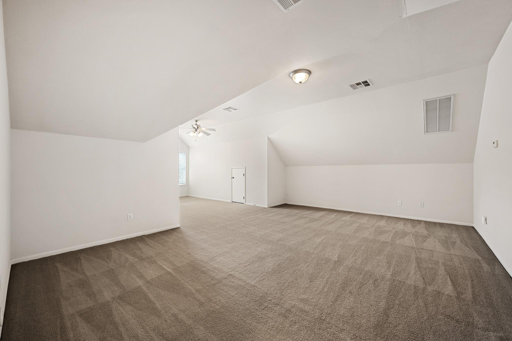 1212 Grand Champion Dr, Austin, TX 78732