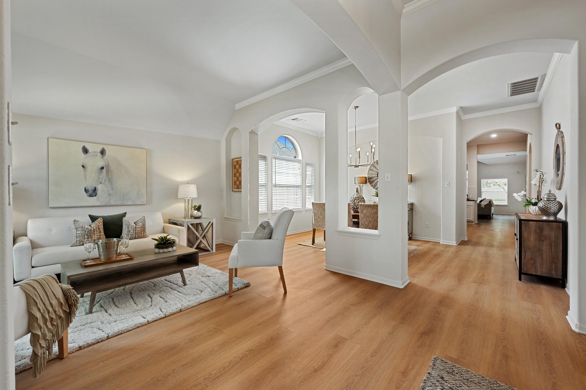 1212 Grand Champion Dr, Austin, TX 78732