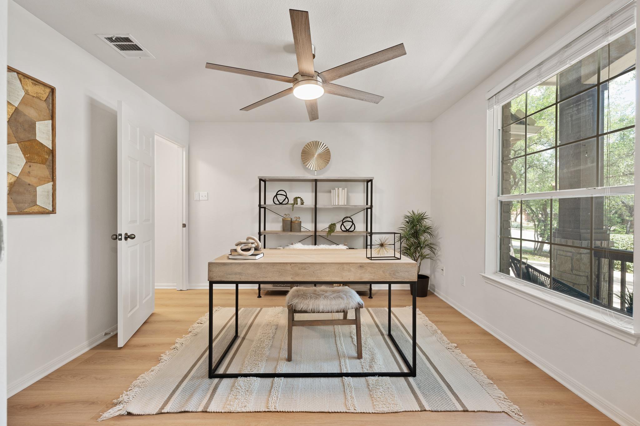 1212 Grand Champion Dr, Austin, TX 78732