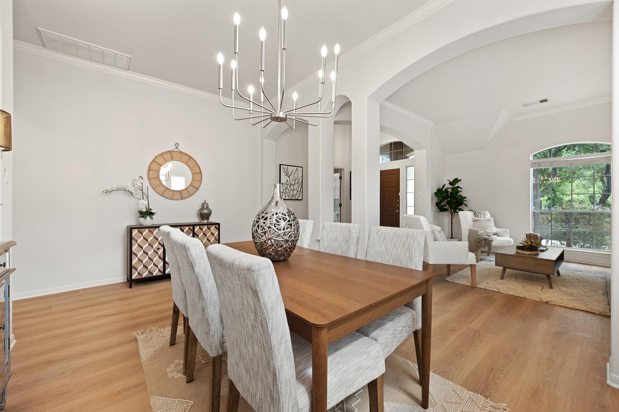 1212 Grand Champion Dr, Austin, TX 78732