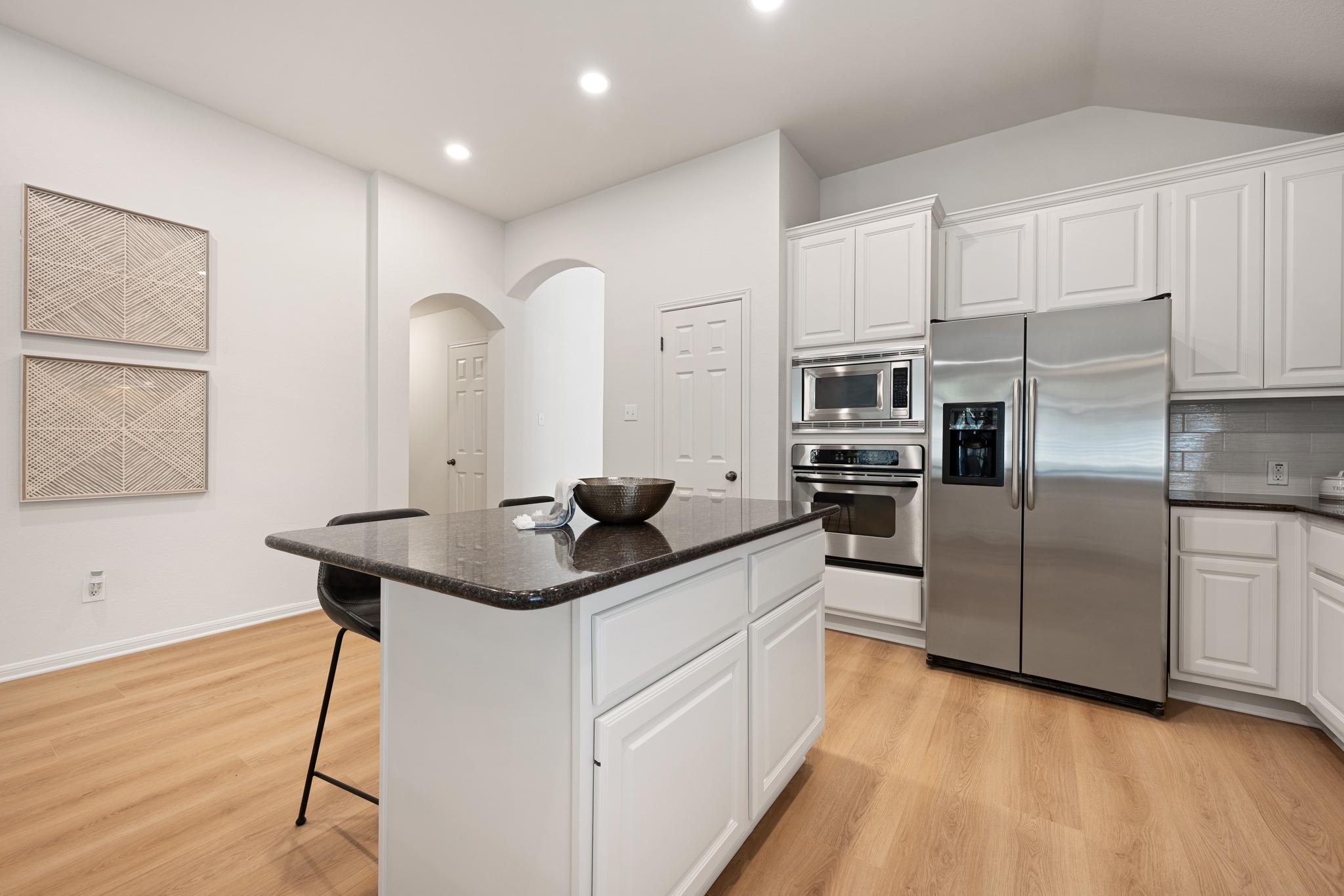 1212 Grand Champion Dr, Austin, TX 78732