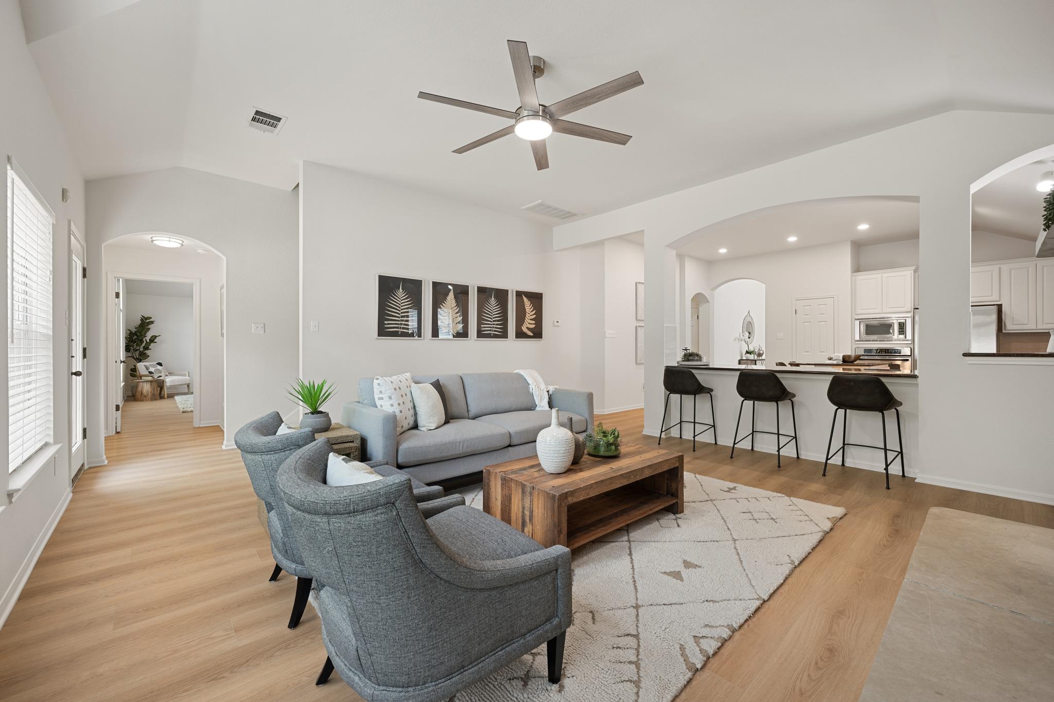 1212 Grand Champion Dr, Austin, TX 78732