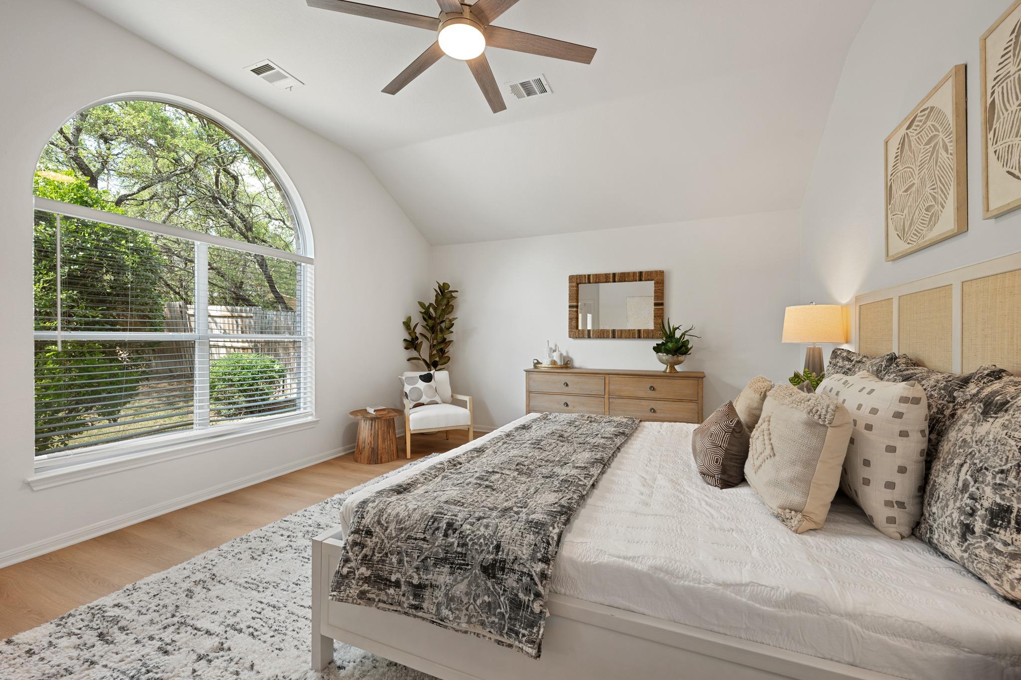 1212 Grand Champion Dr, Austin, TX 78732