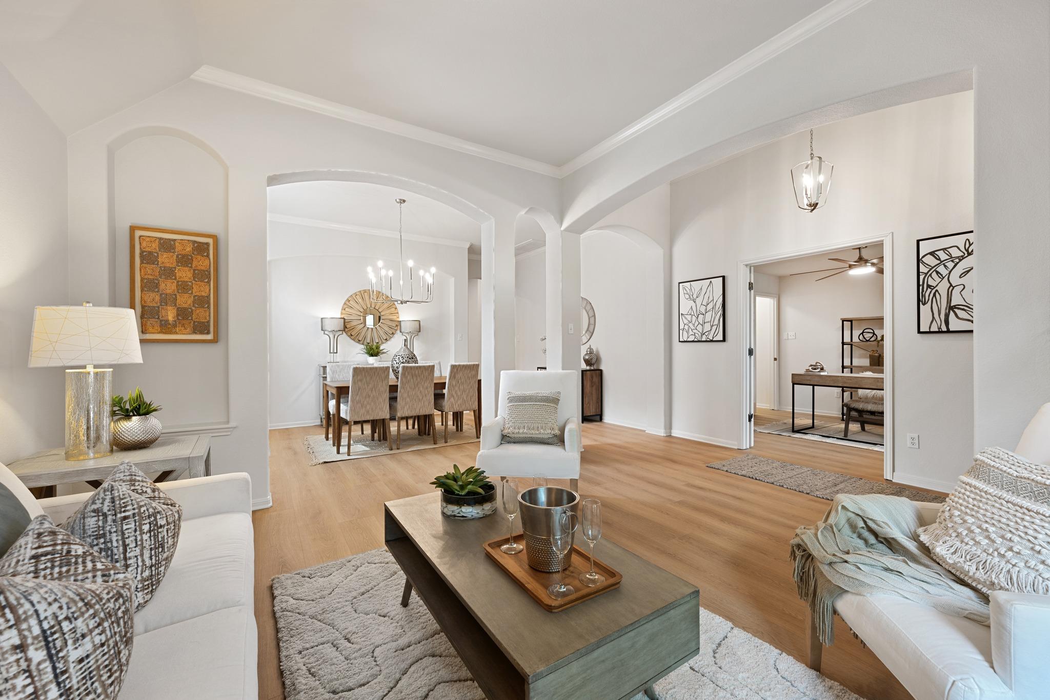 1212 Grand Champion Dr, Austin, TX 78732