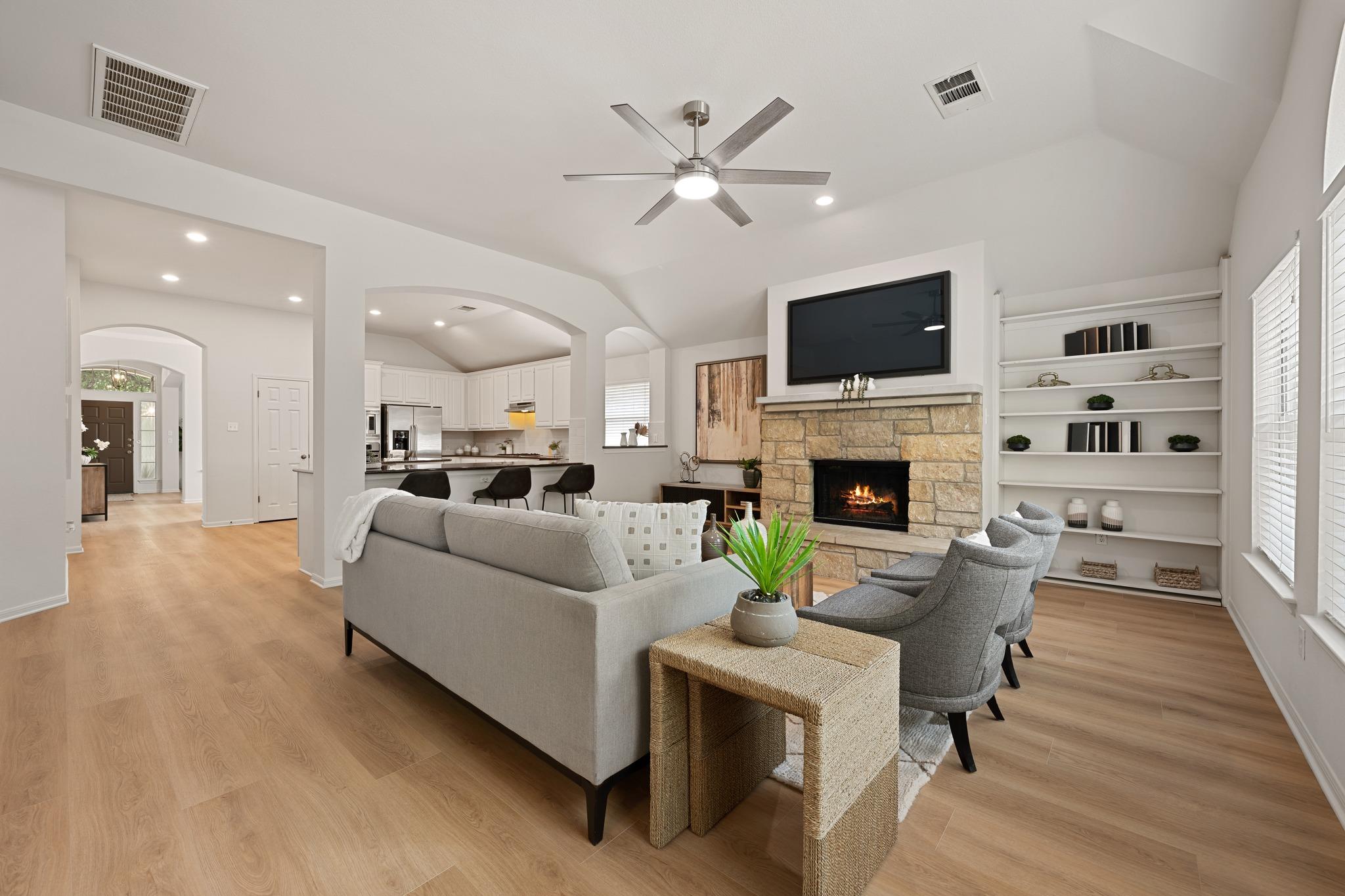 1212 Grand Champion Dr, Austin, TX 78732