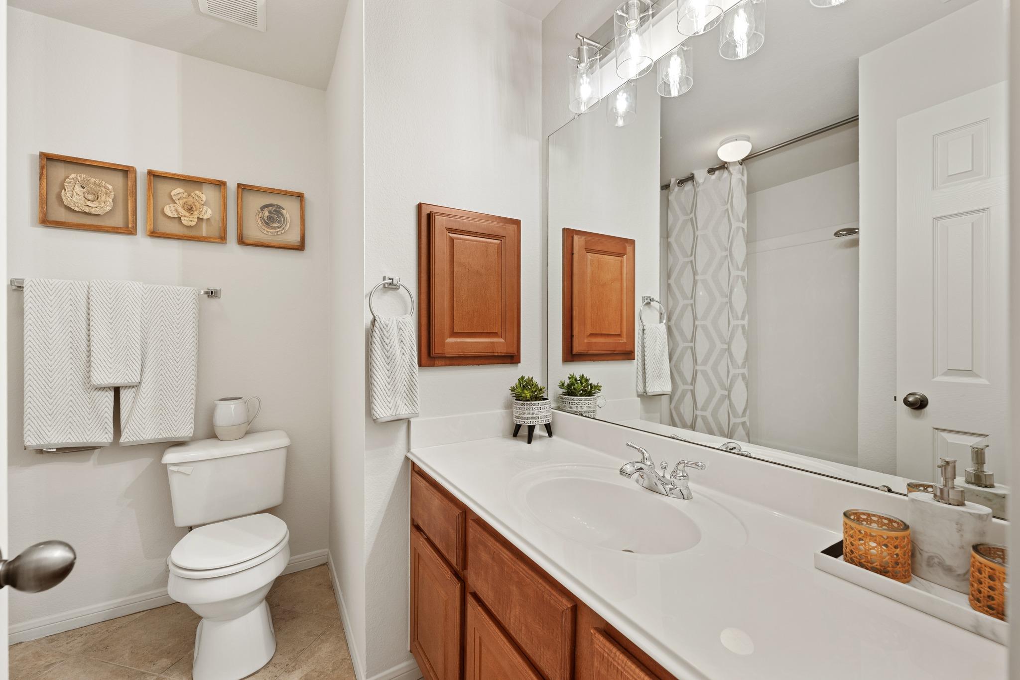 1212 Grand Champion Dr, Austin, TX 78732