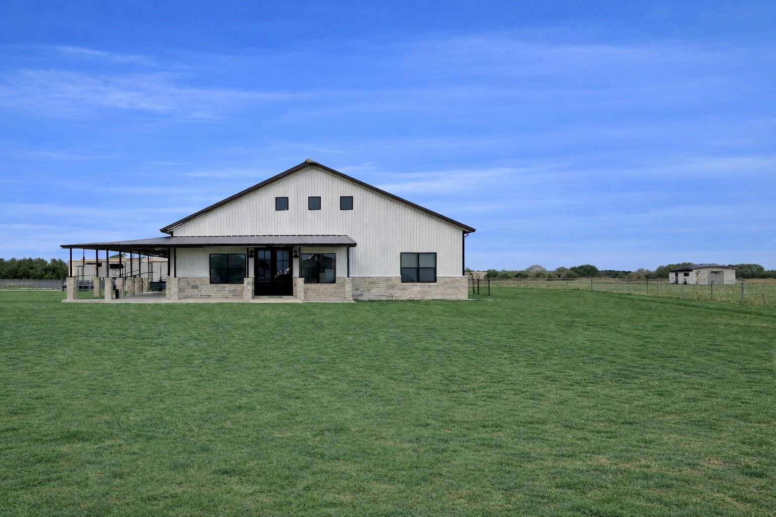 171 Lila Ln, Bertram, TX 78605