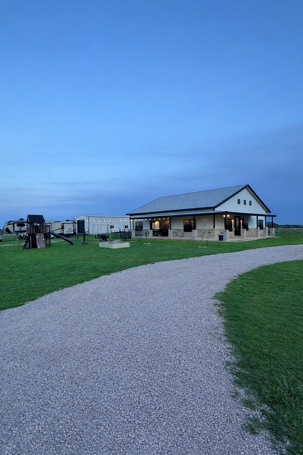 171 Lila Ln, Bertram, TX 78605