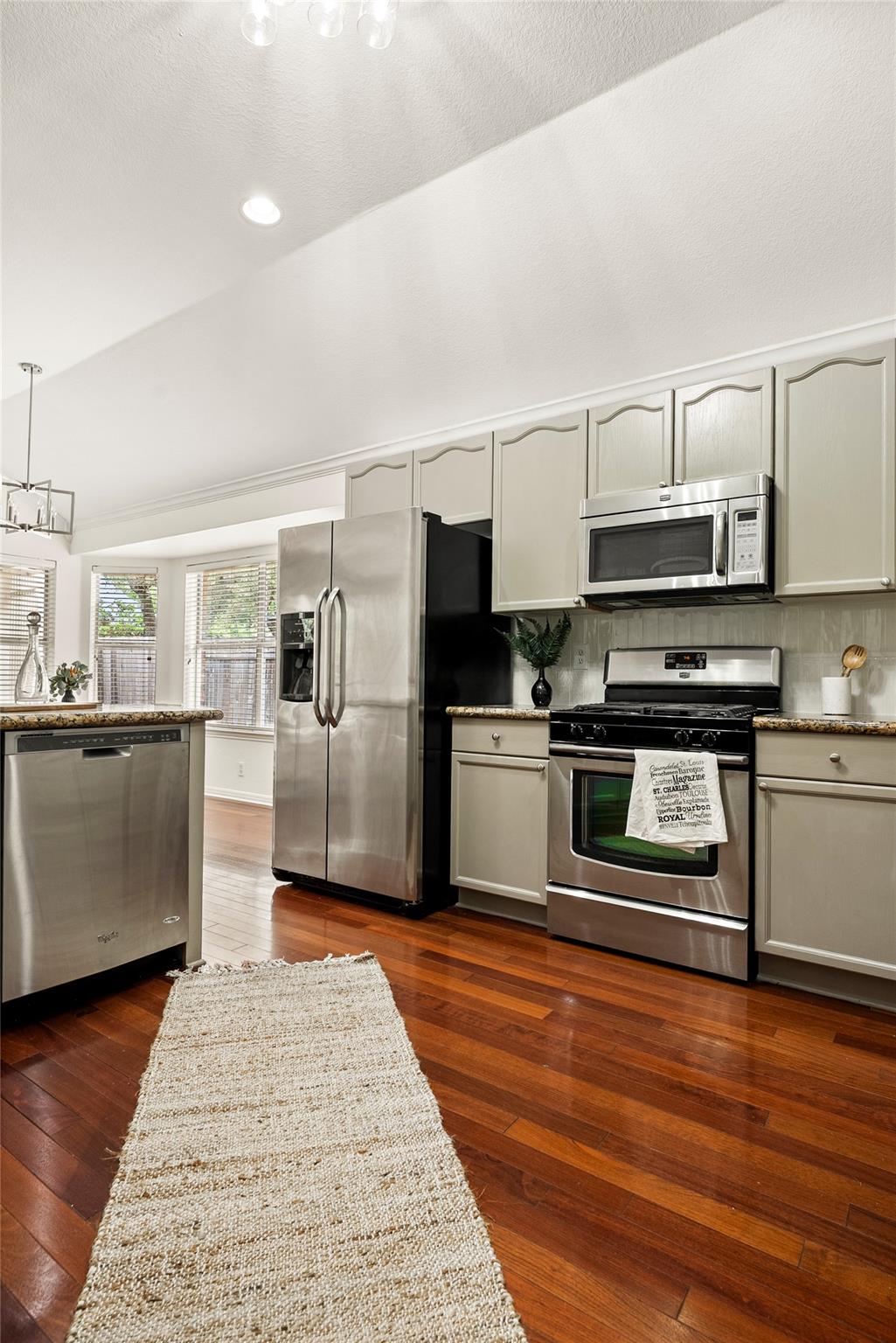 7124 Quimper Ln, Austin, TX 78749