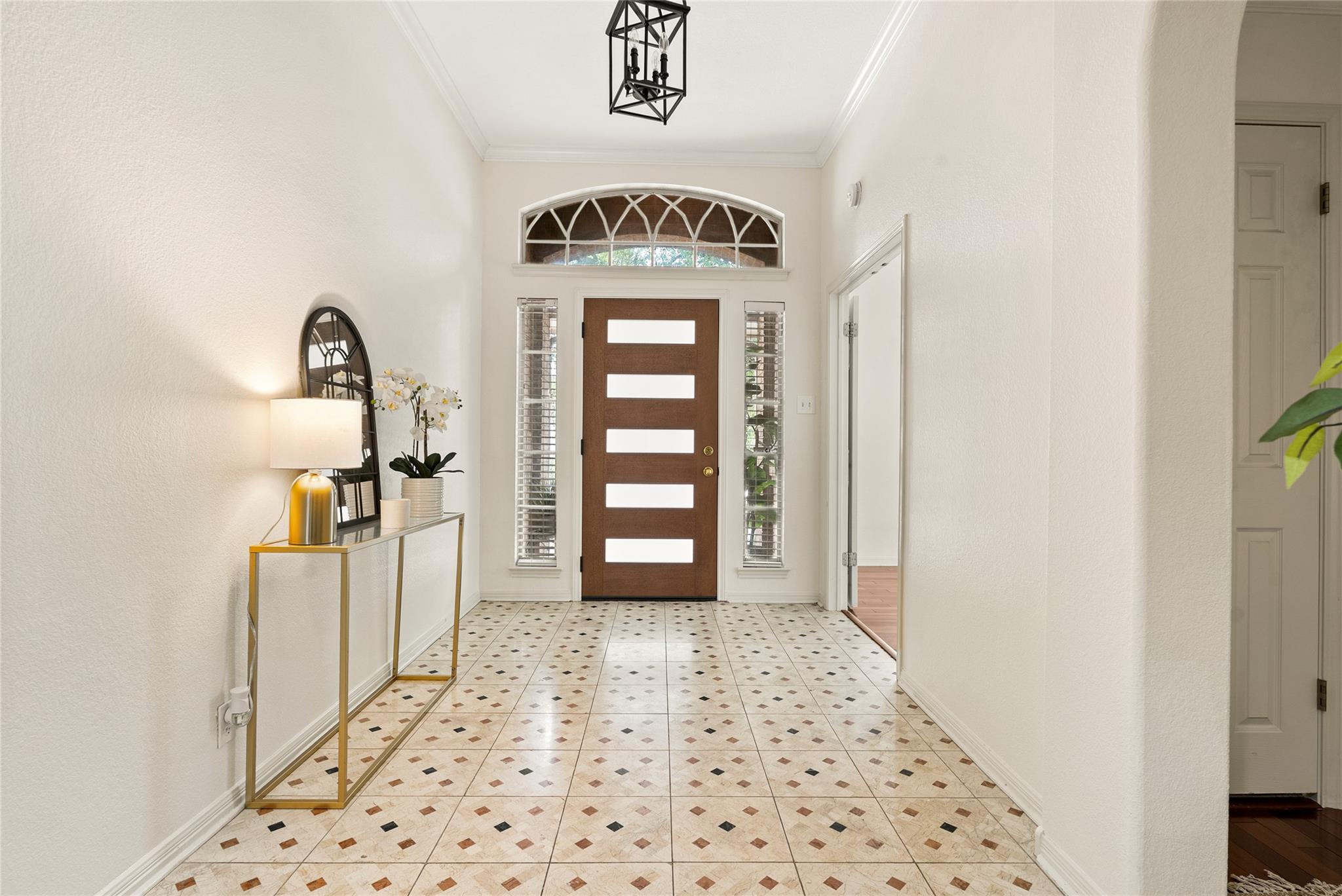 7124 Quimper Ln, Austin, TX 78749