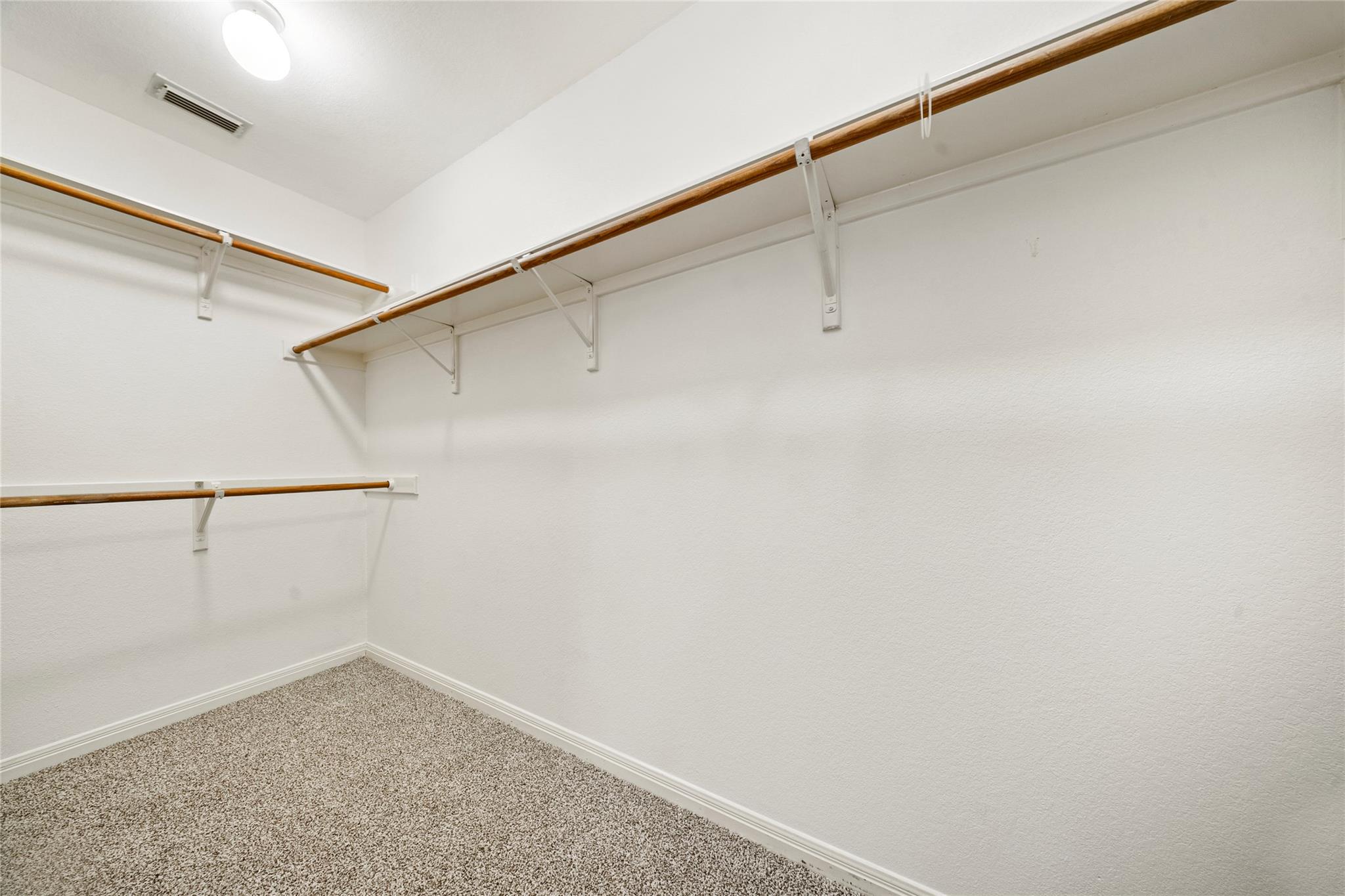 7124 Quimper Ln, Austin, TX 78749