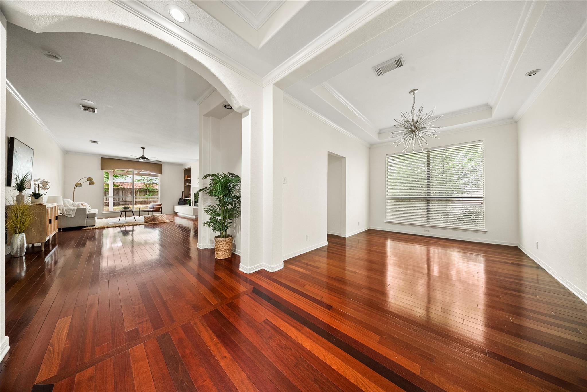 7124 Quimper Ln, Austin, TX 78749