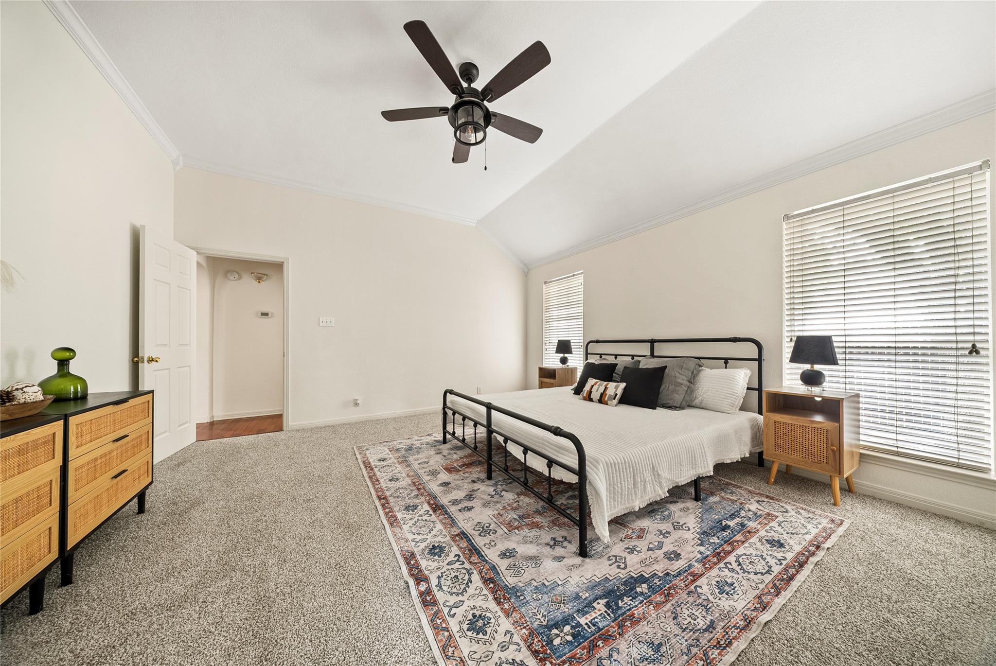 7124 Quimper Ln, Austin, TX 78749