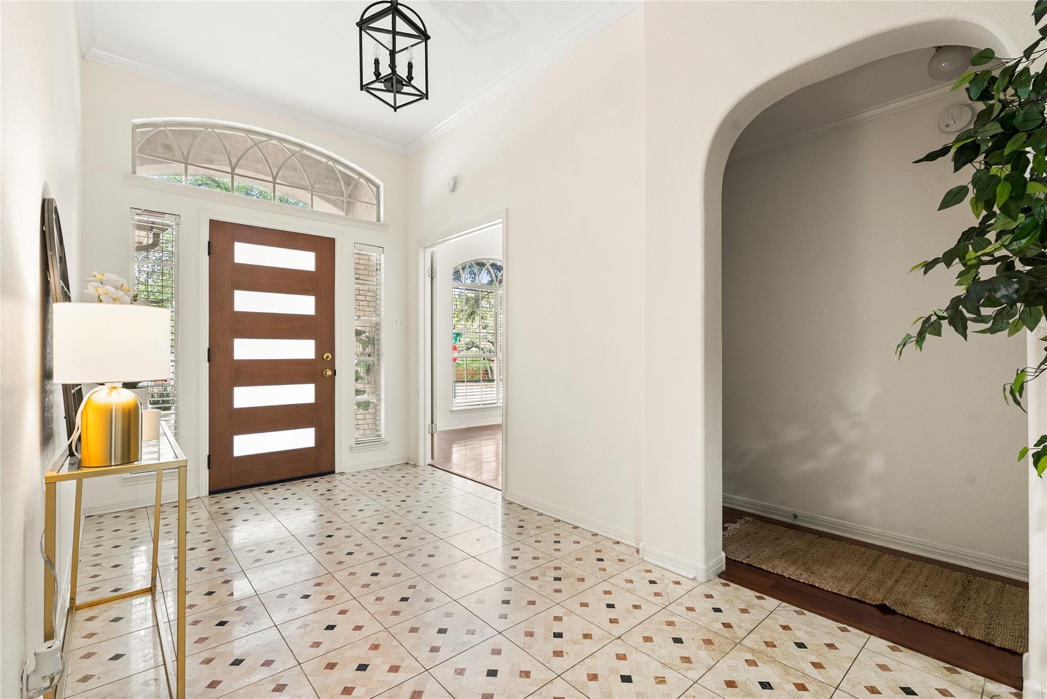 7124 Quimper Ln, Austin, TX 78749