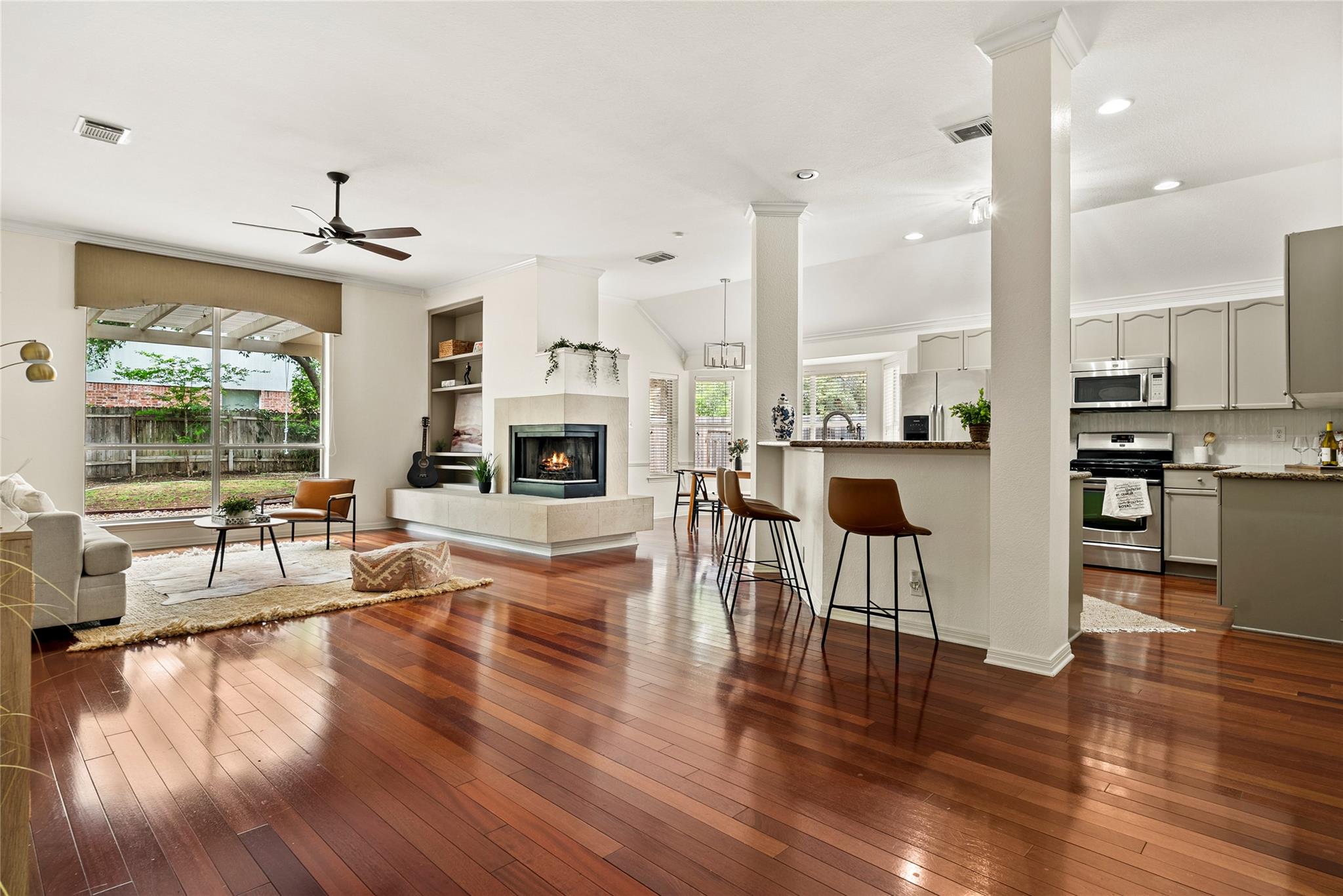 7124 Quimper Ln, Austin, TX 78749