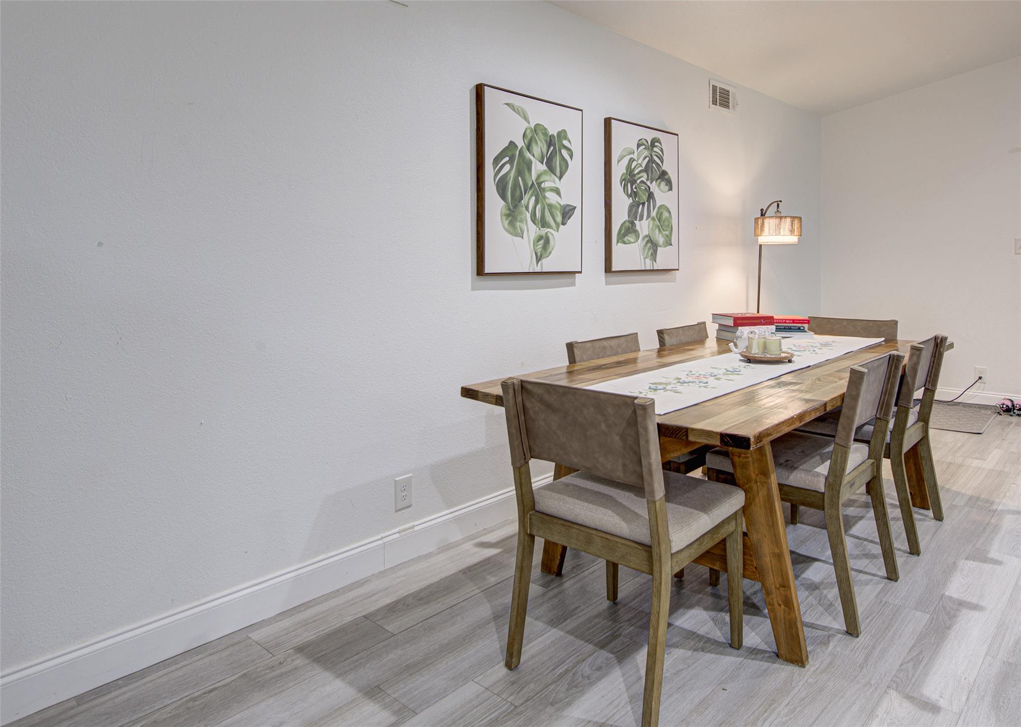 428 Seawind St, Lakeway, TX 78734